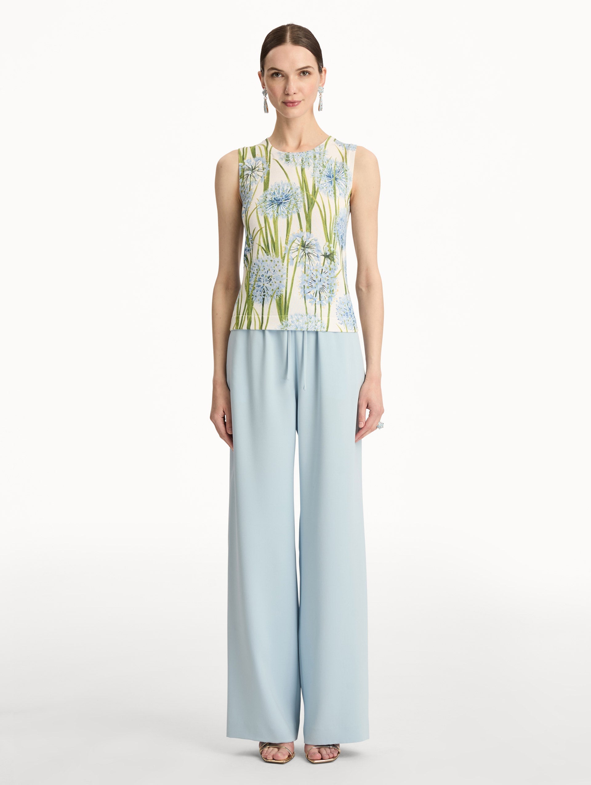 Floral Patterned Sleeveless Top