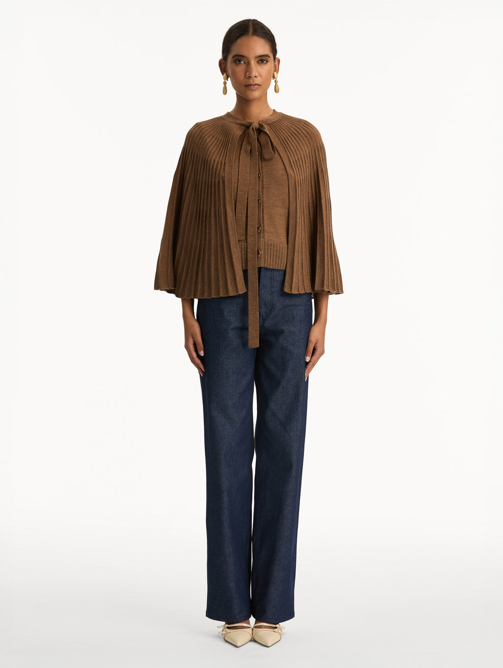 ‌Buttoned Pleated Cardigan