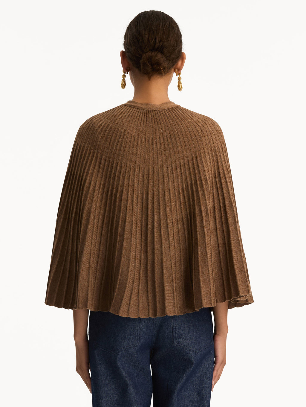 ‌Buttoned Pleated Cardigan