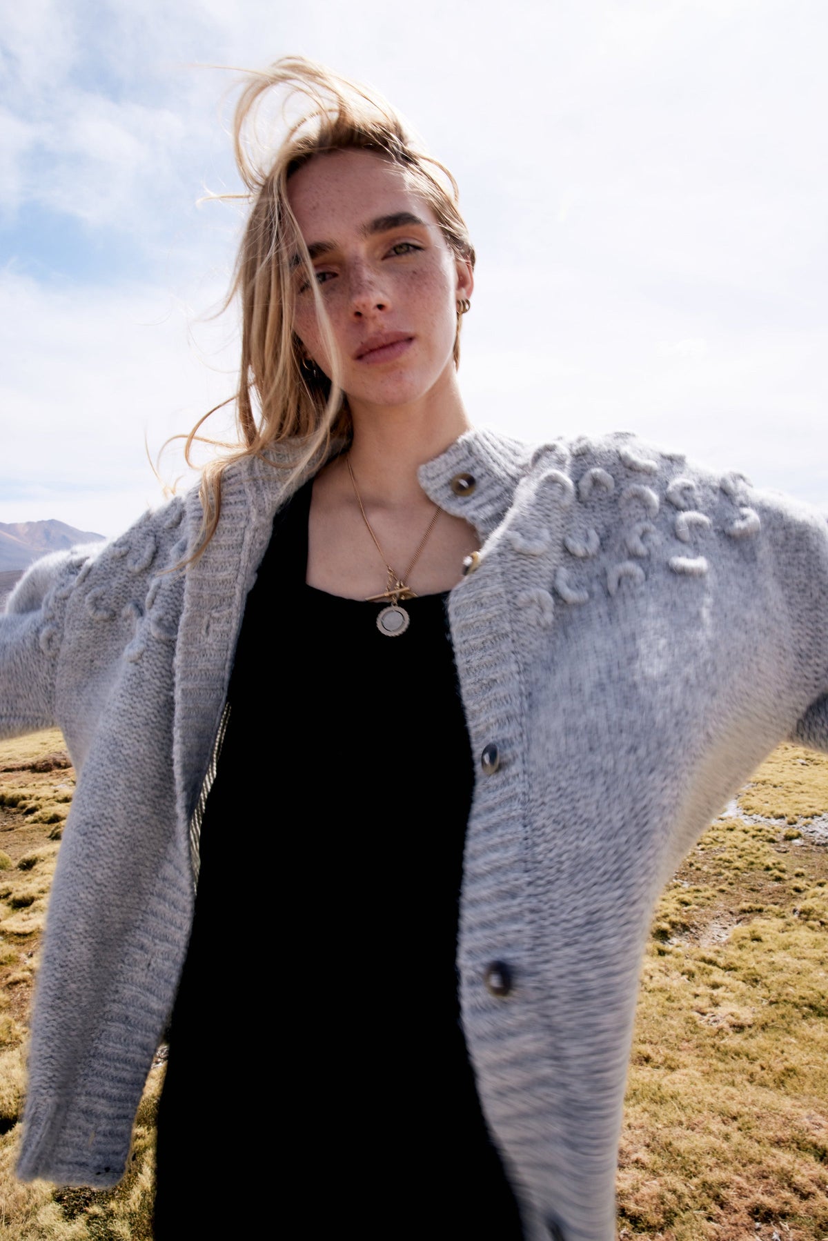 Croissant Cardigan in Dove Grey