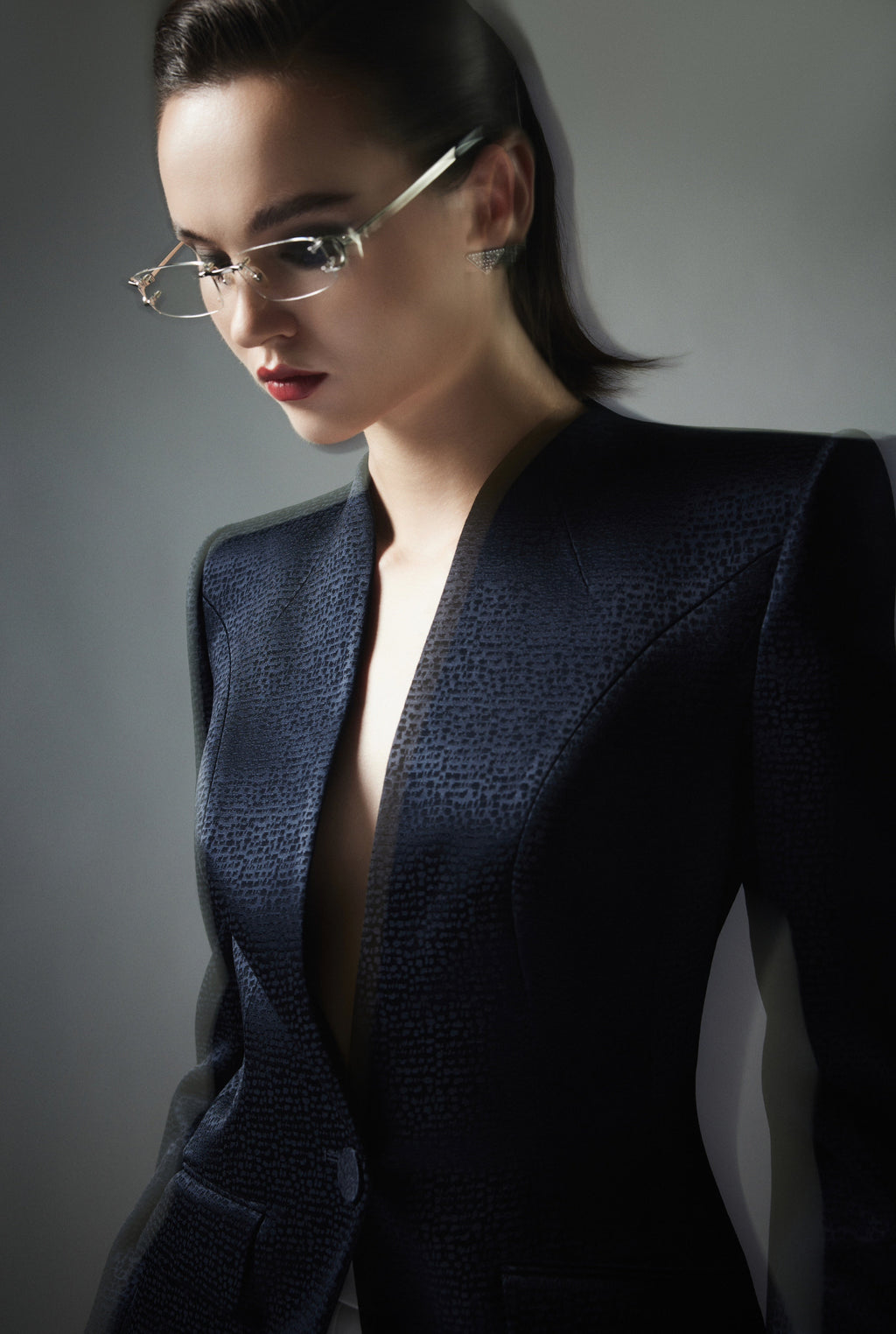 Single breasted collar fitted jacket