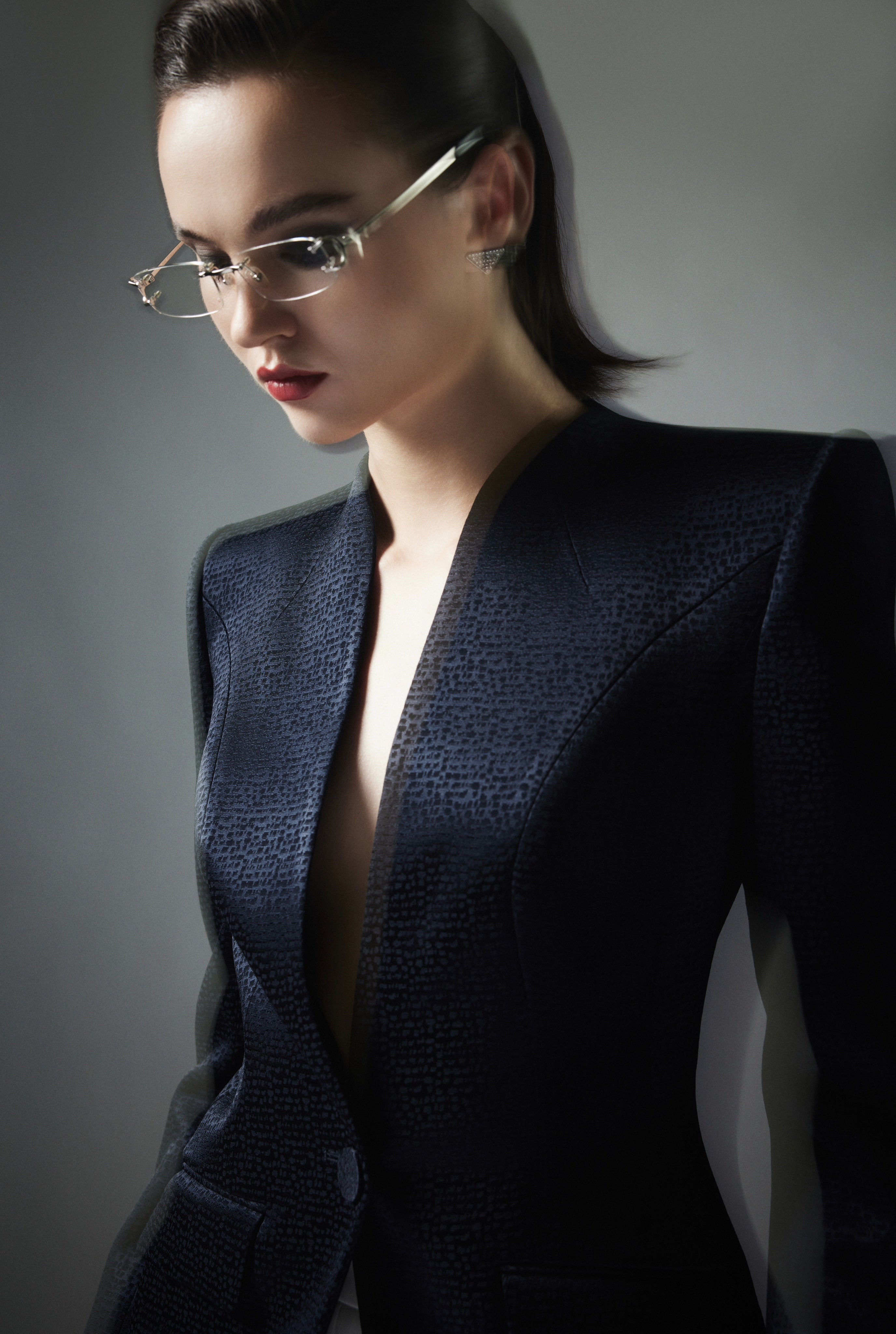 Single breasted collar fitted jacket