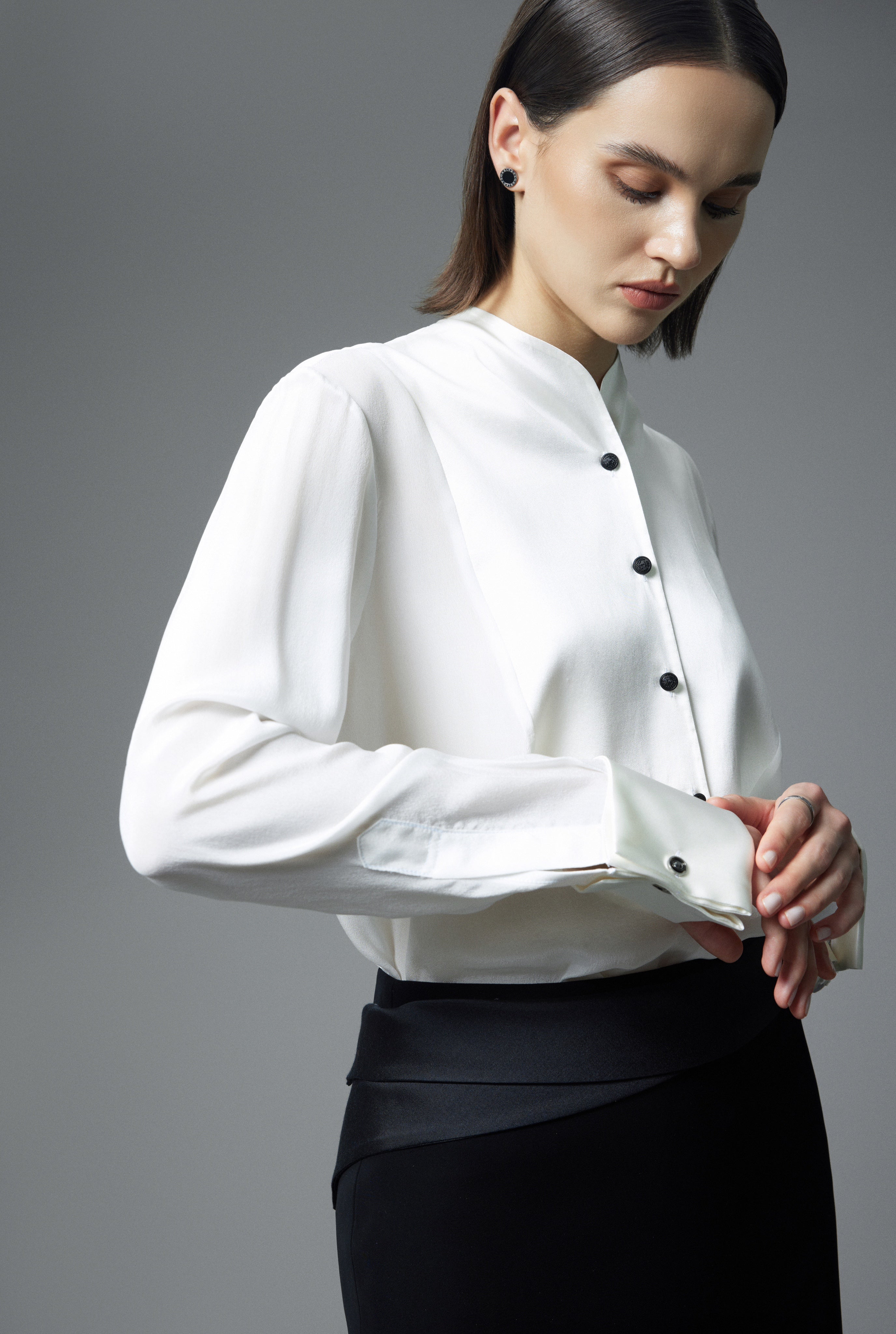 Pencil Pleated satin skirt