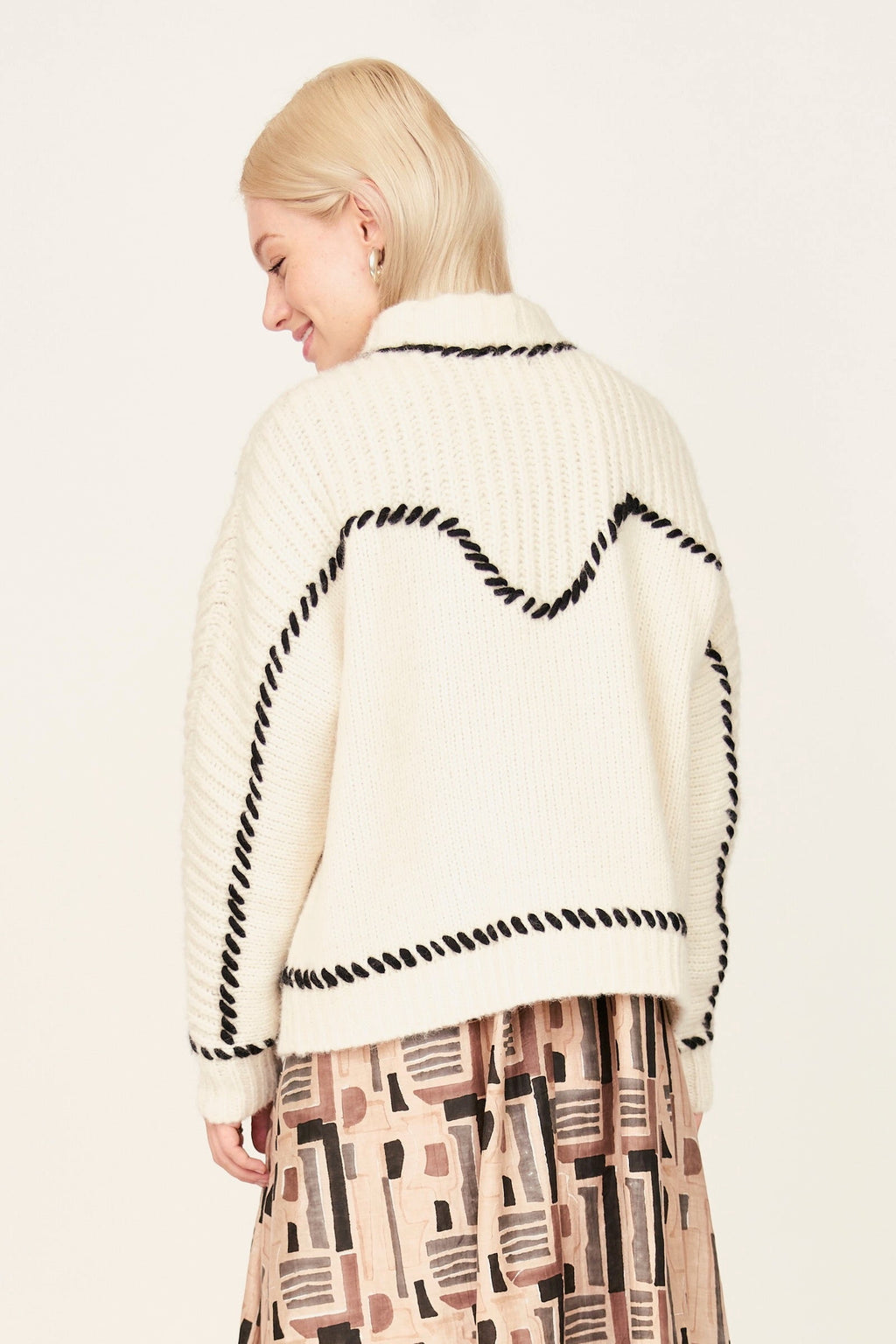 Cardigan in Ivory/Black