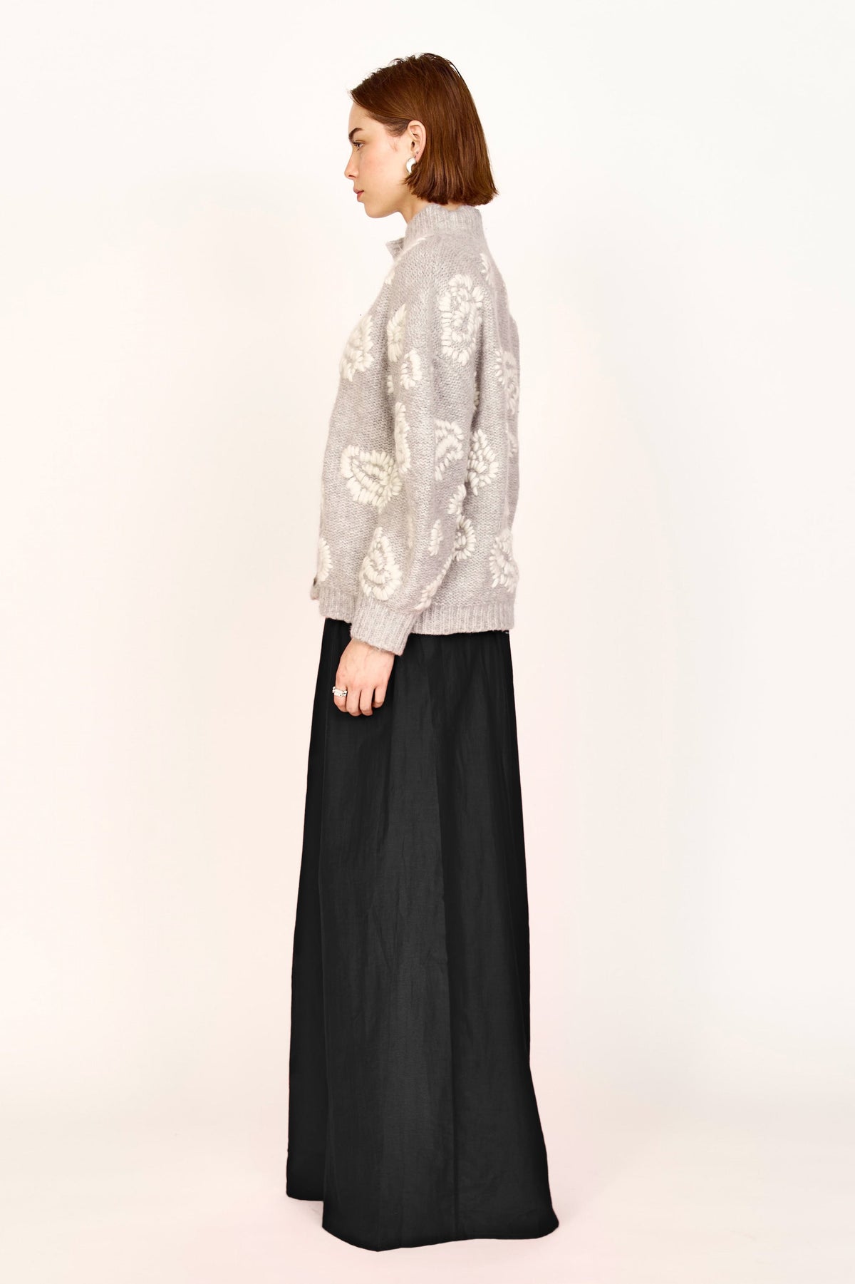 Waterlily Cardigan in Dove Grey/Ivory