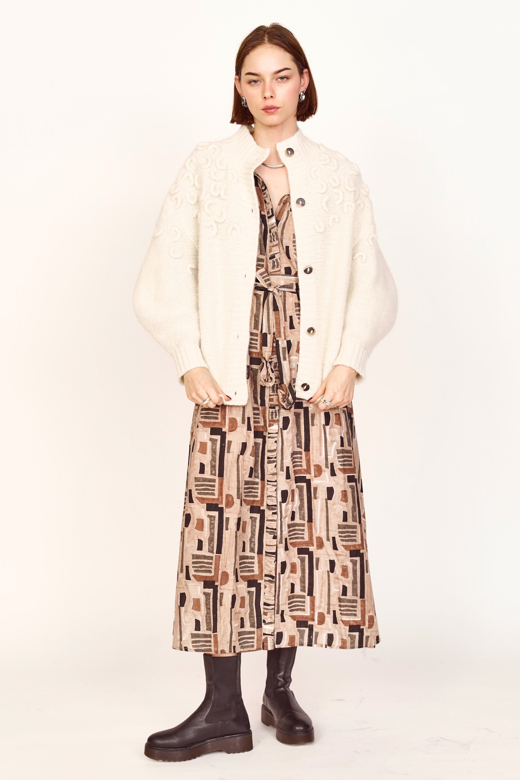 Croissant Cardigan in Ivory