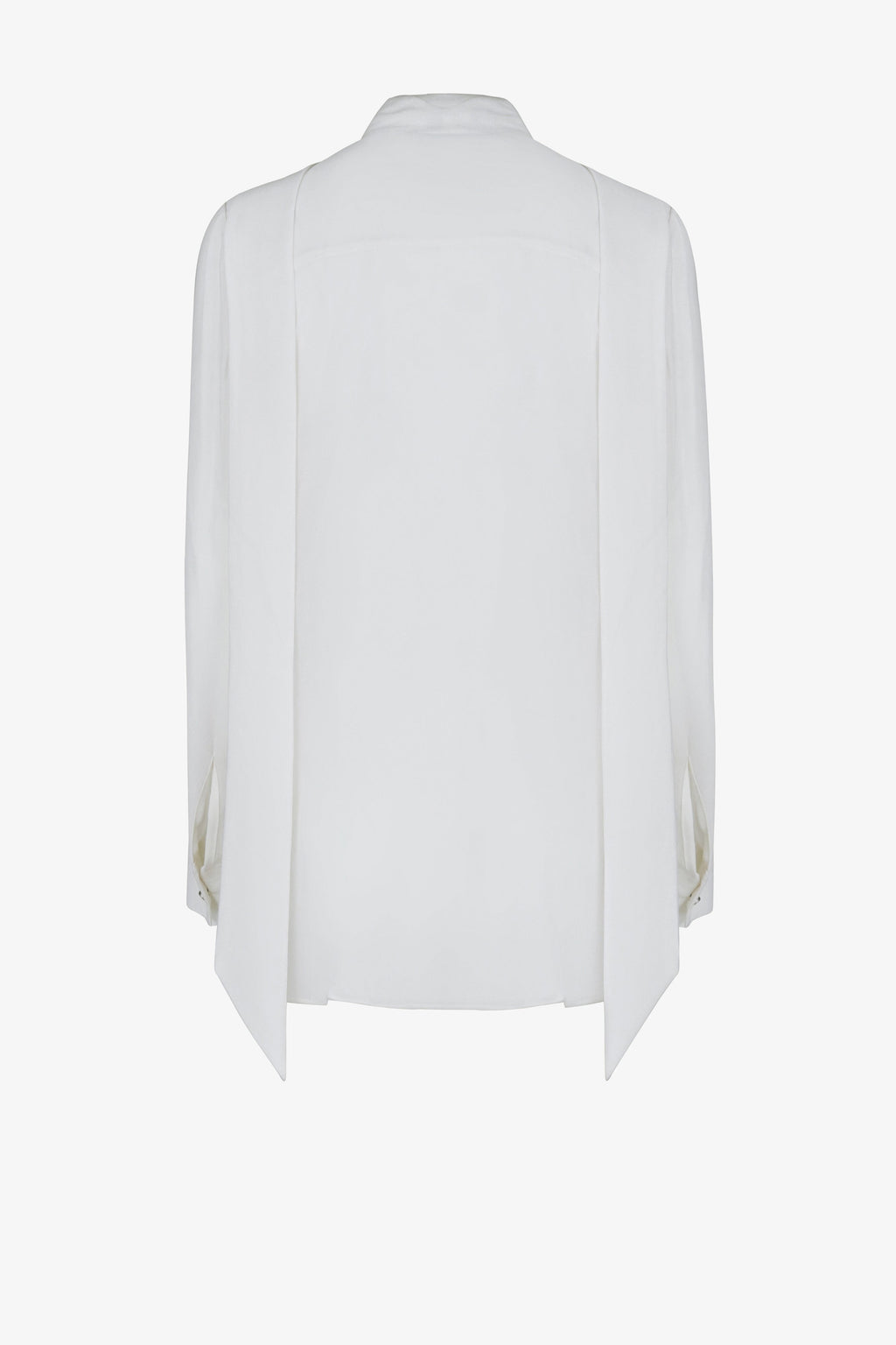 Square scarf pleated shirt