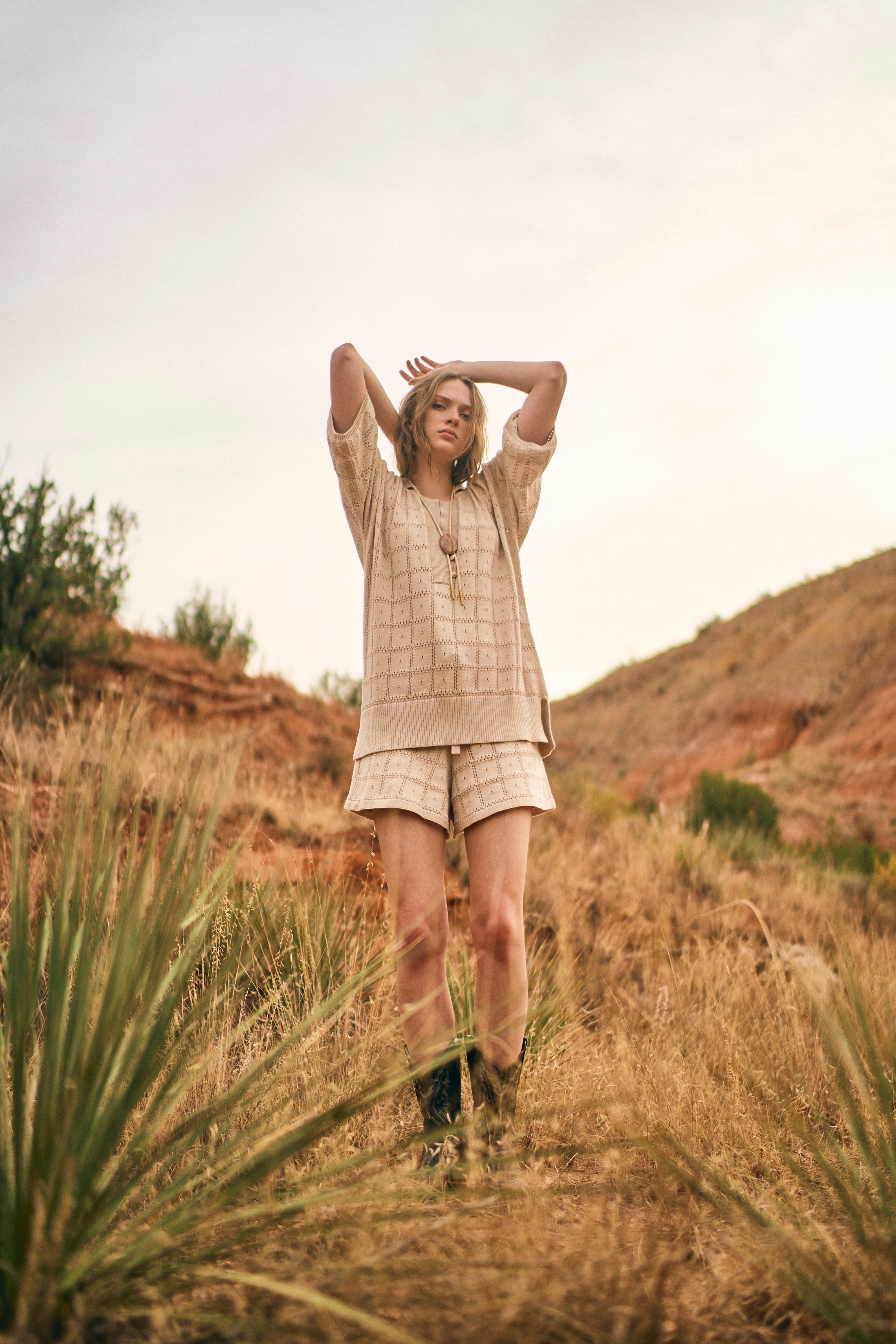 Knit Shorts in Shell