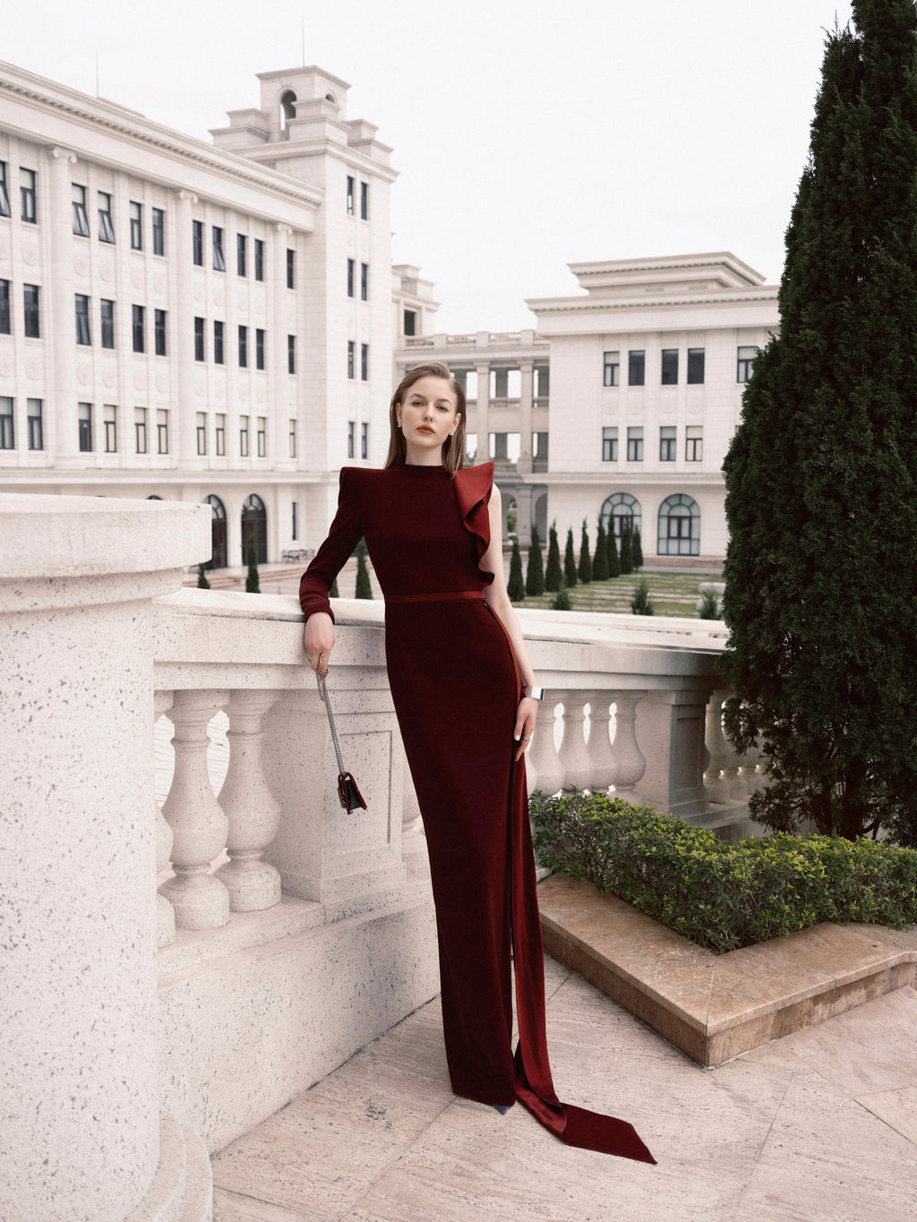 Single shoulder lotus leaf edge dress