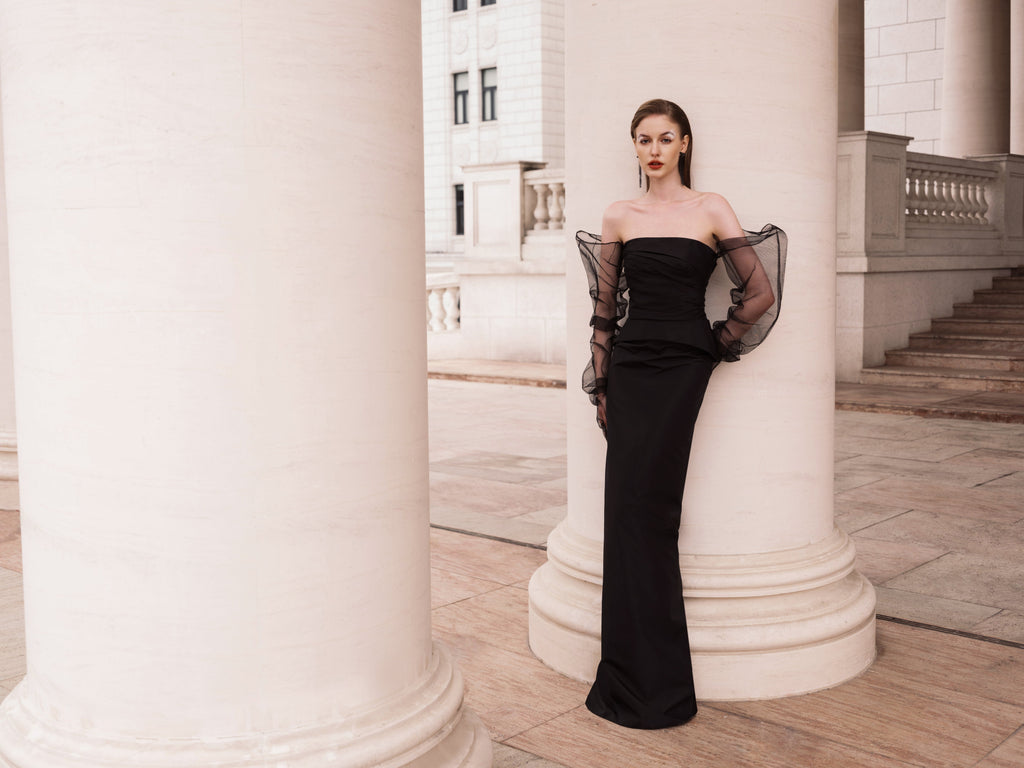 Strapless Curve-Enhancing Elegance Dress