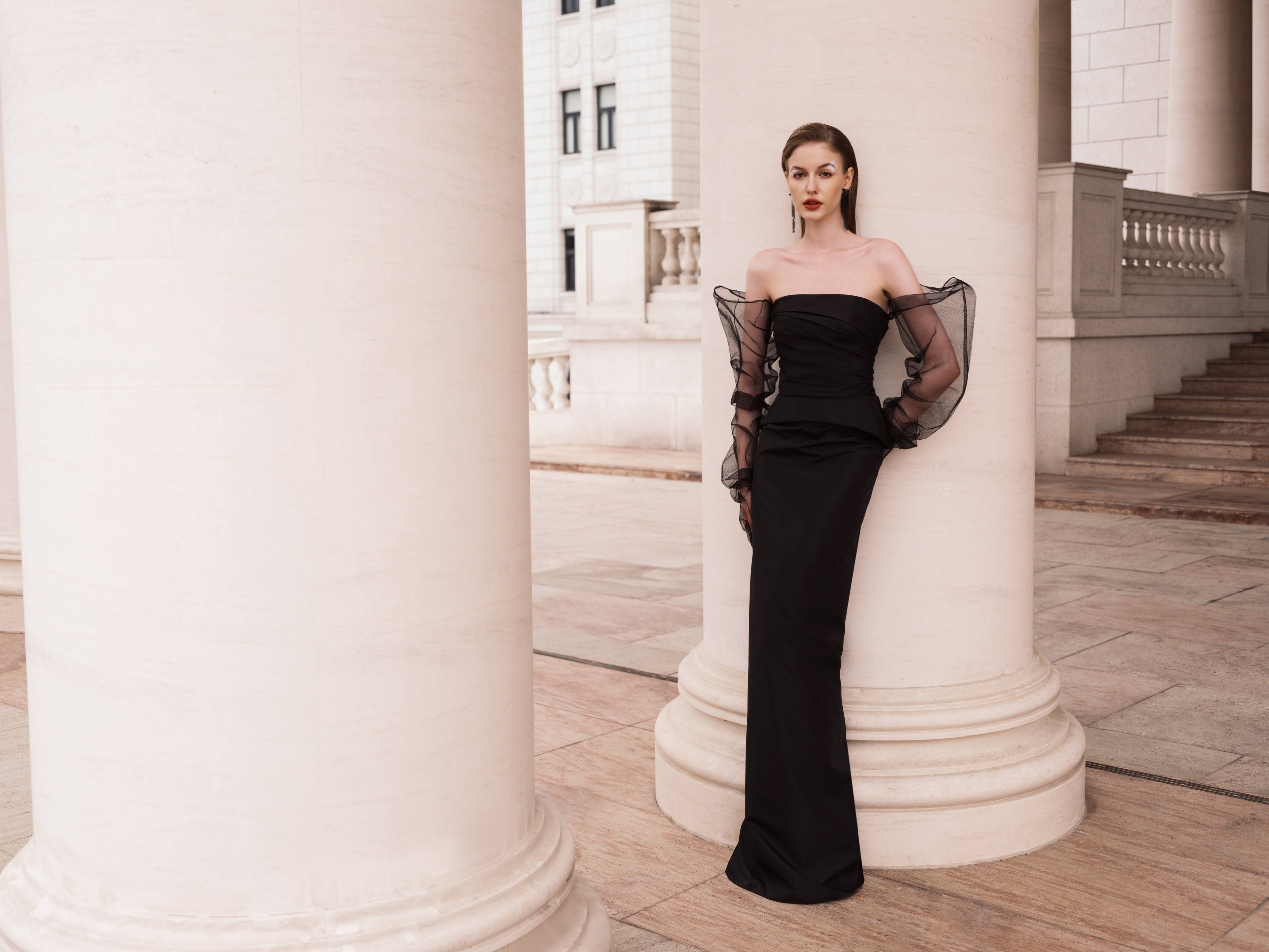 Strapless Curve-Enhancing Elegance Dress