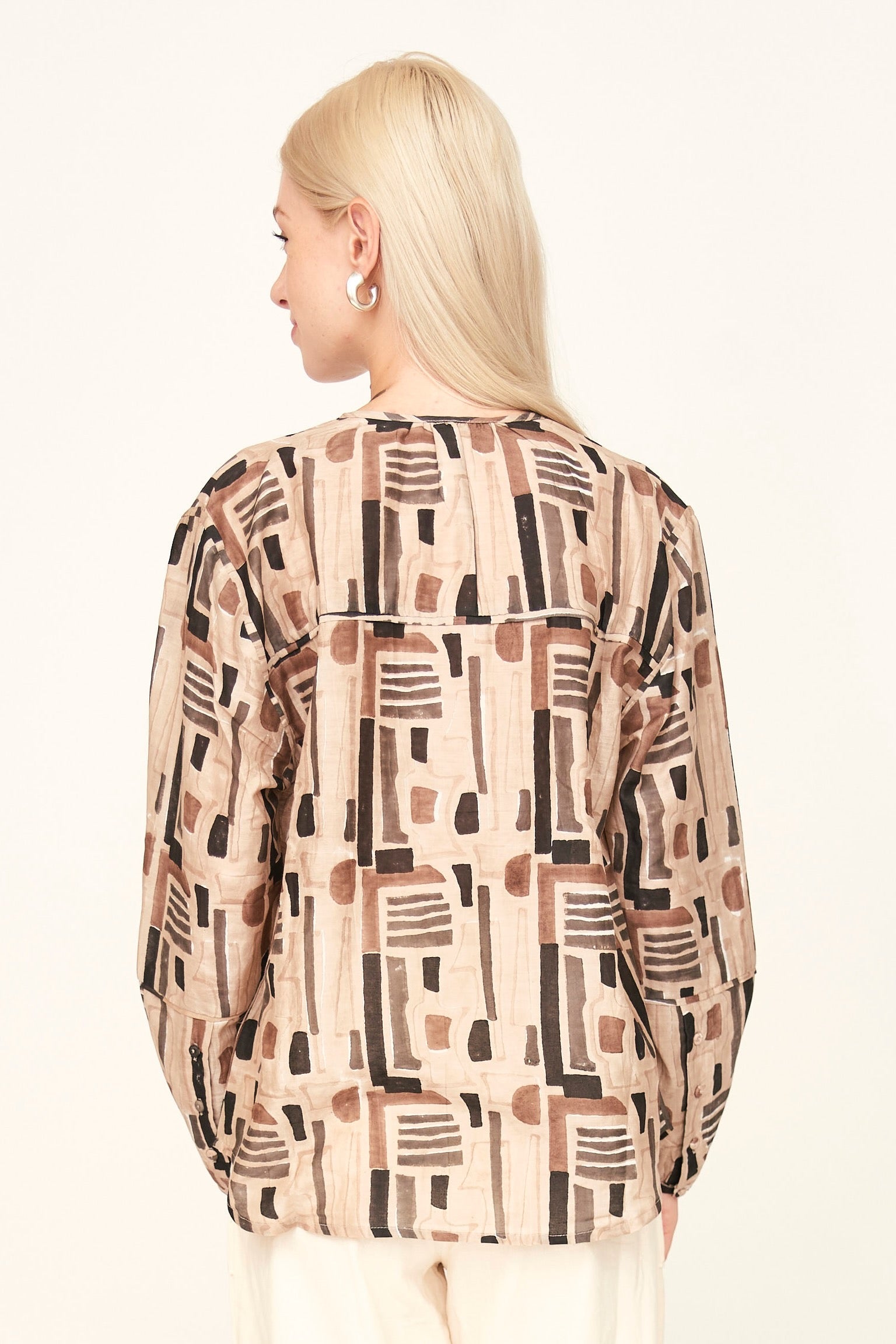 Blouse in Sand Labyrinth