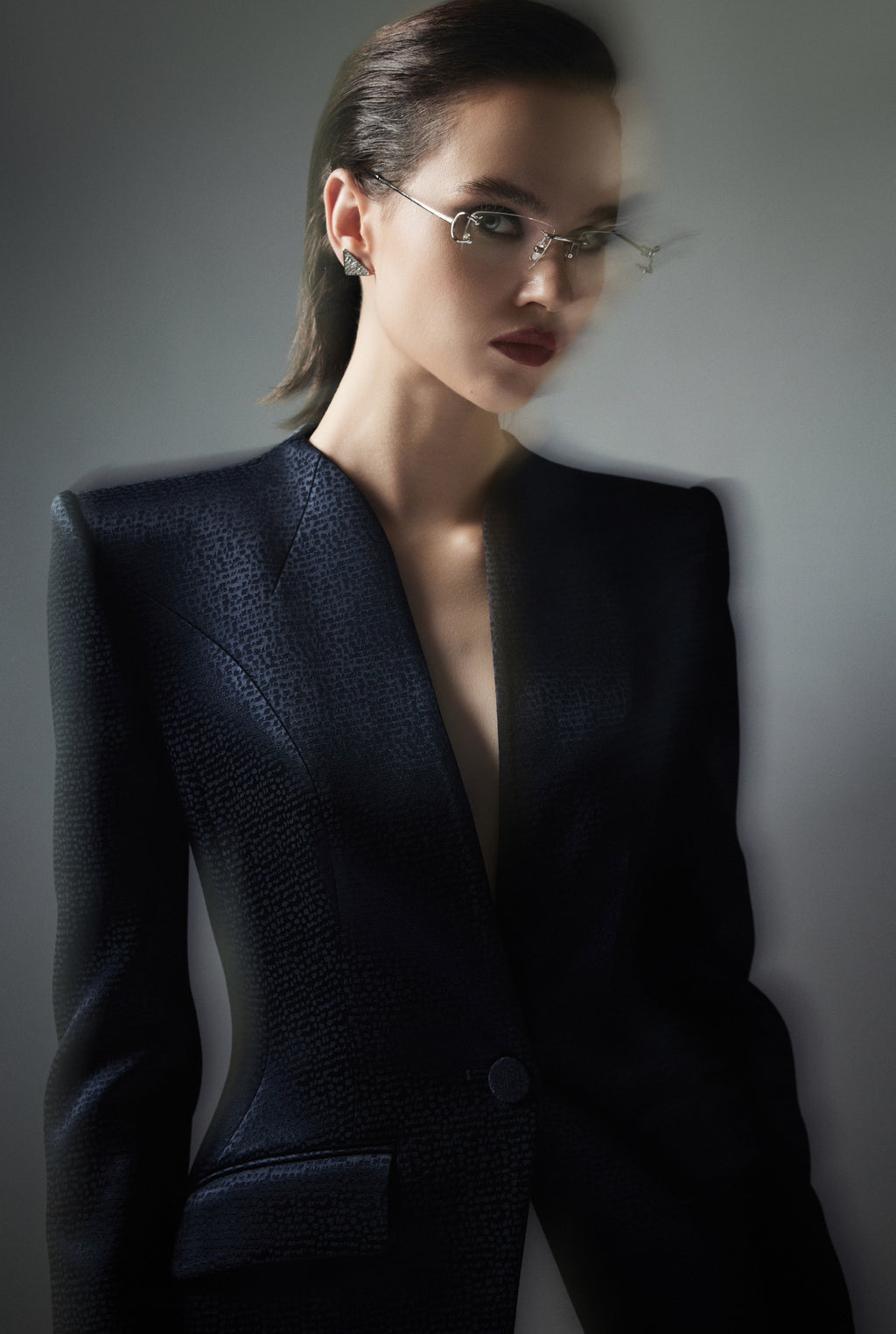 Single breasted collar fitted jacket