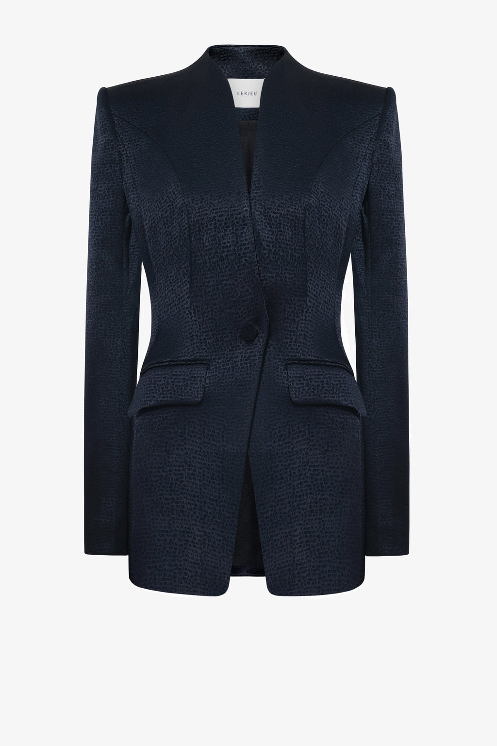 Single breasted collar fitted jacket