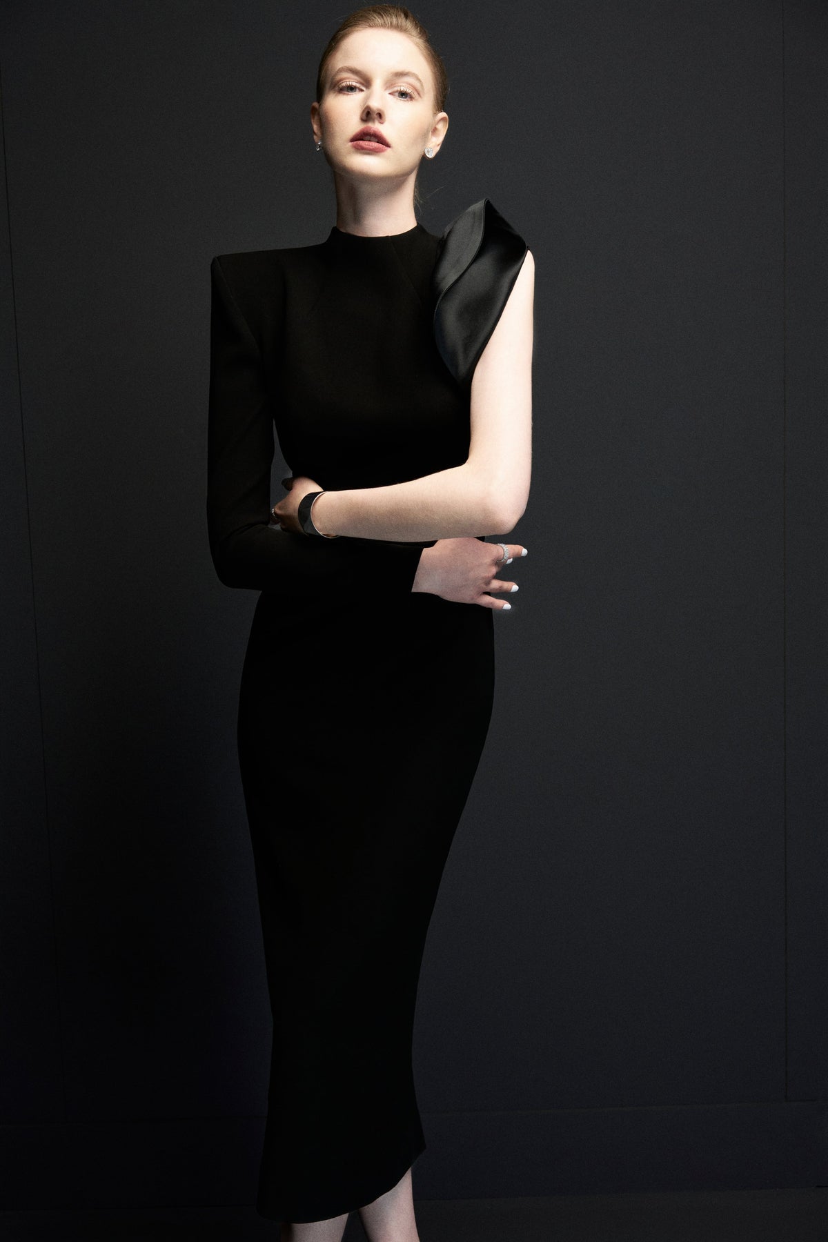 Drooping folds dress