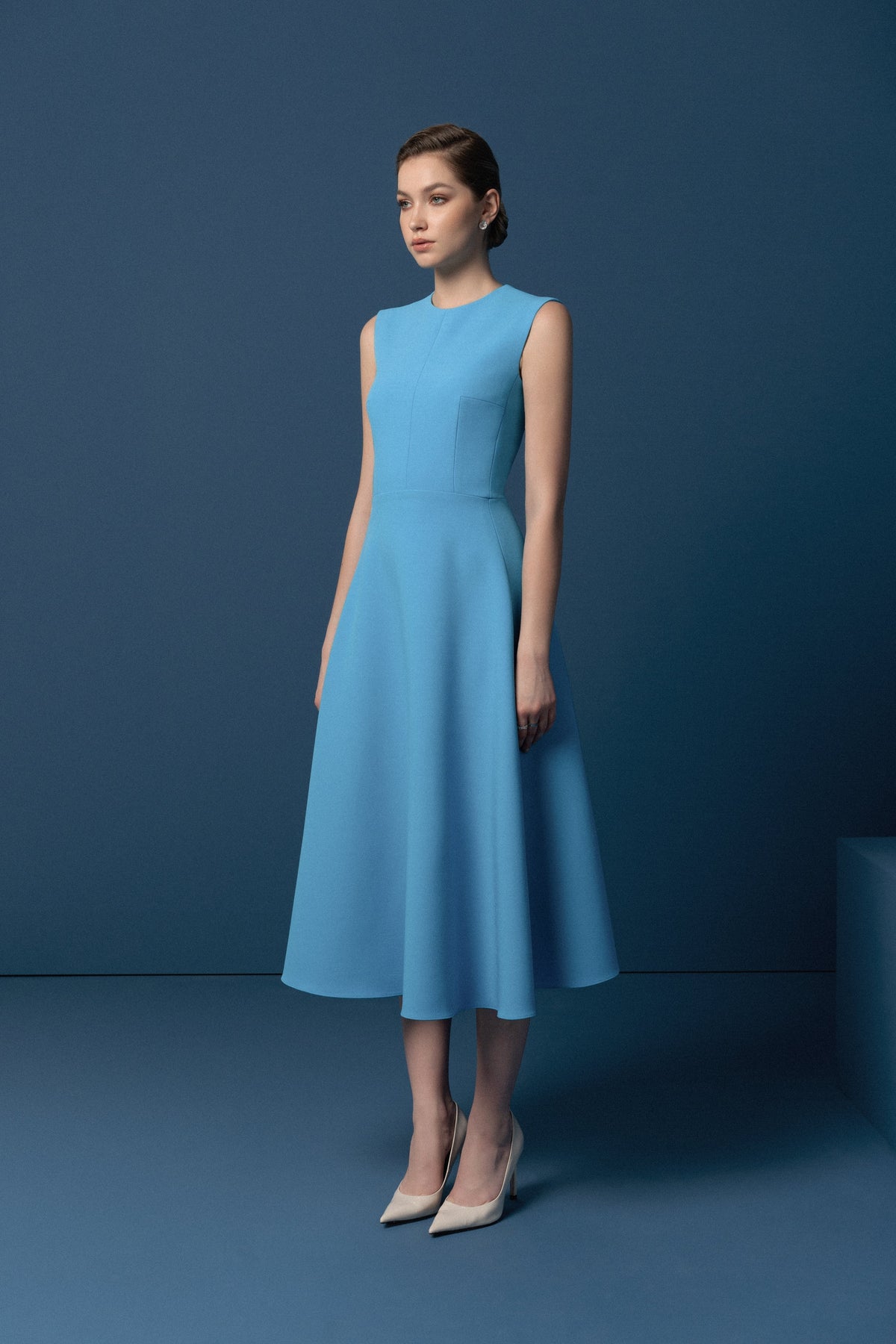 Classic dress