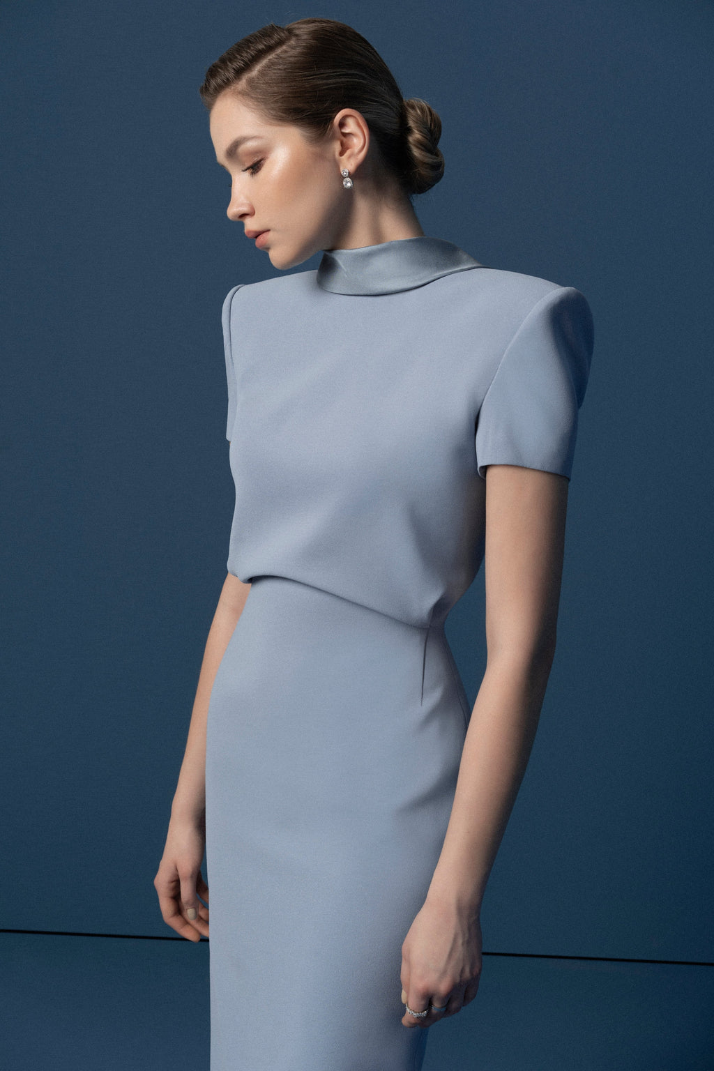 Right angled shoulder short sleeved dress