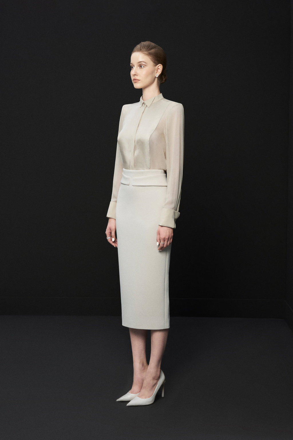 Minimalist pencil suit skirt