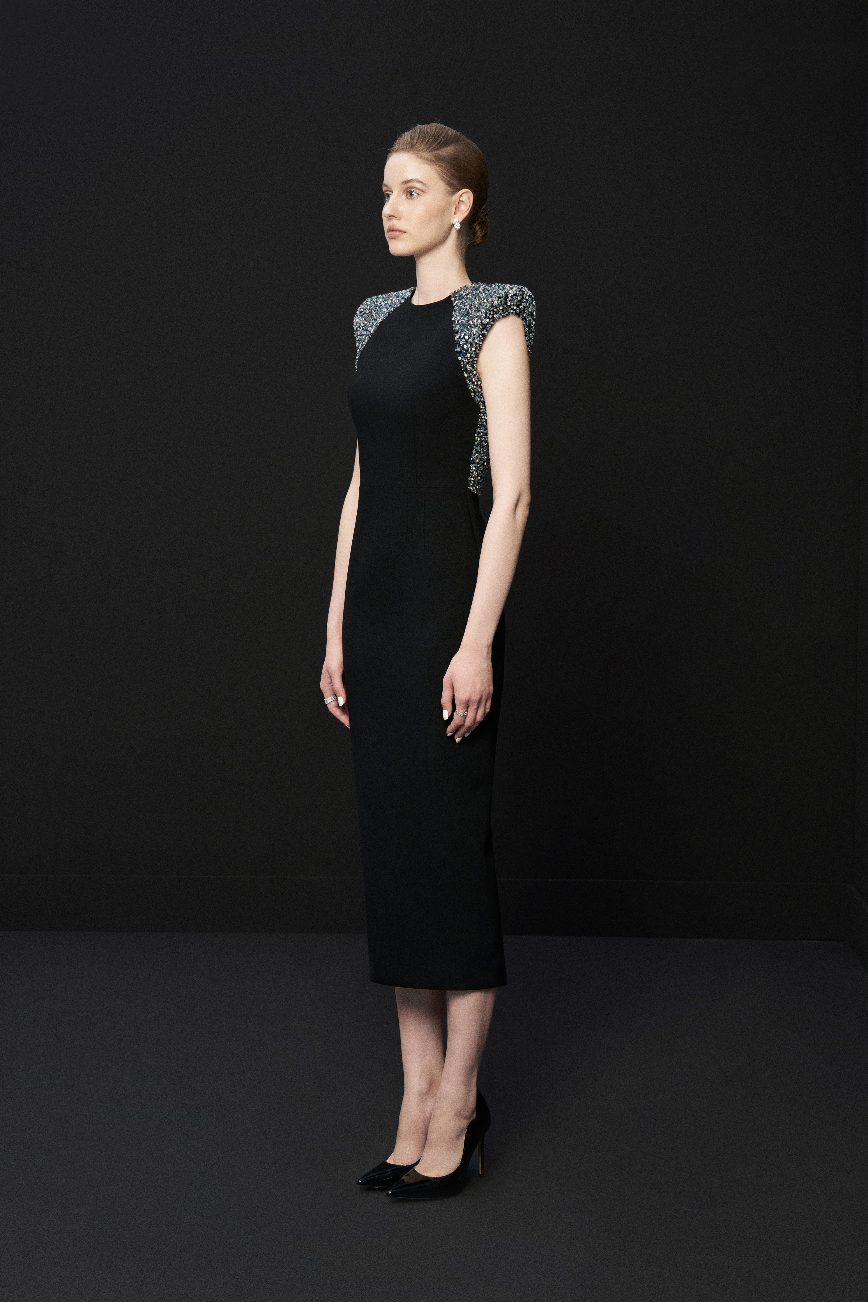 Shoulder connected crystal dress