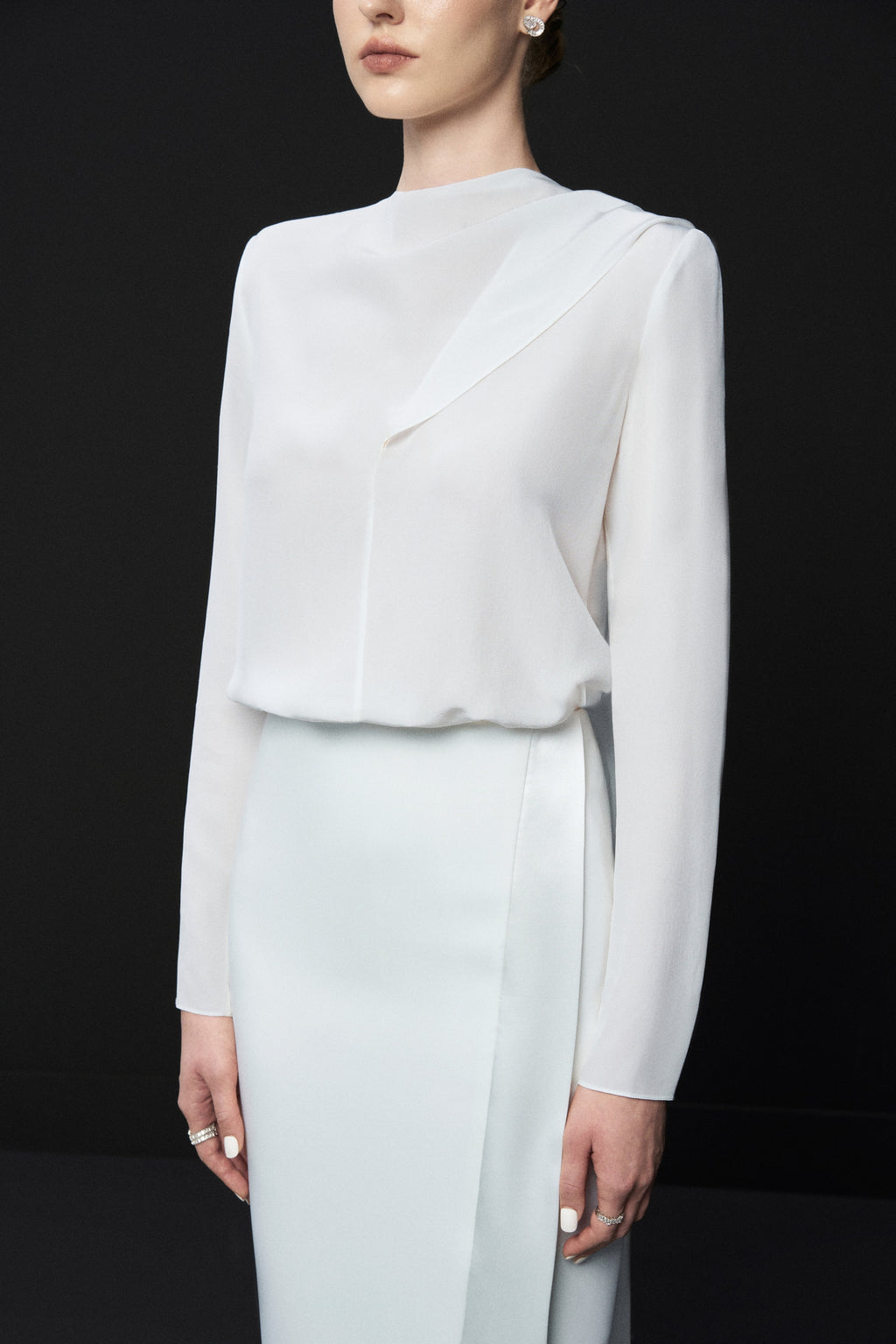 Long strap shirt