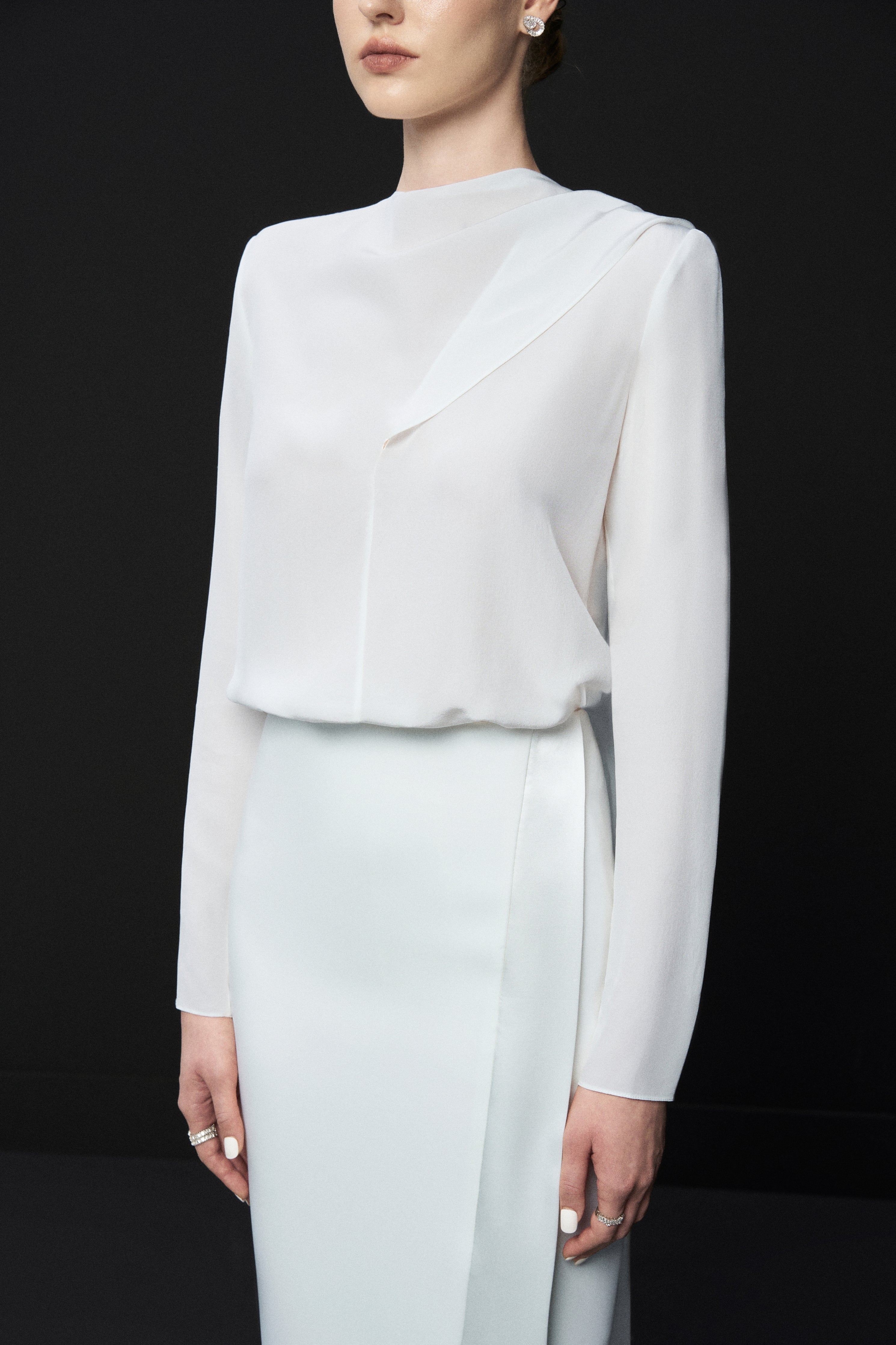 Long strap shirt