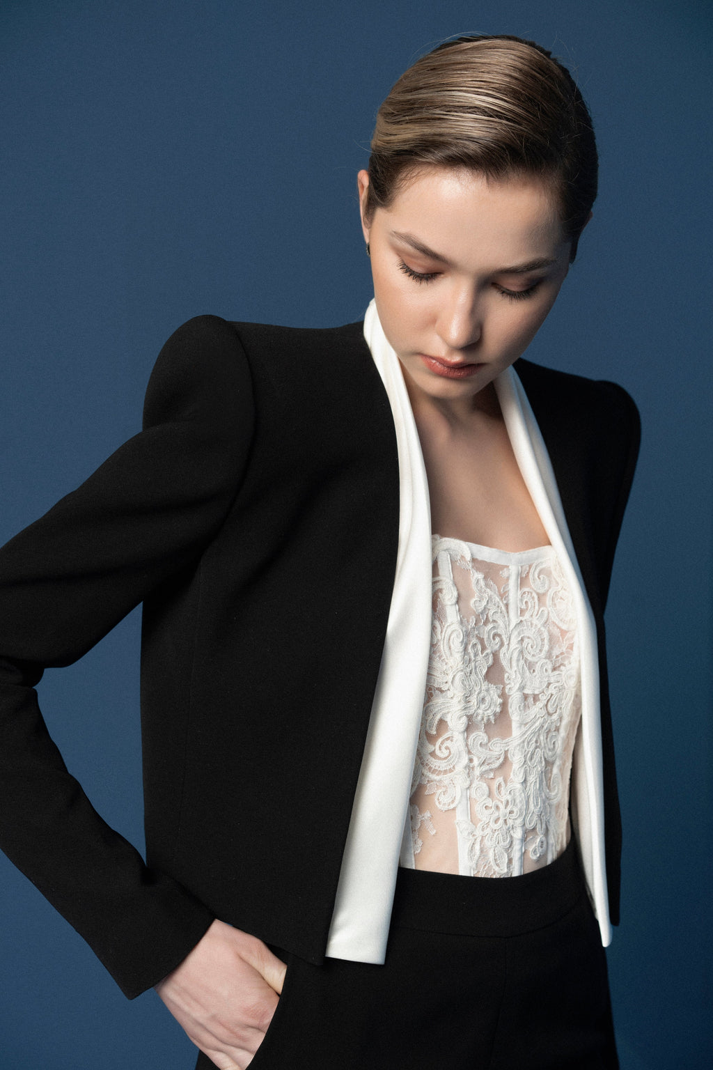 Power Crop Blazer