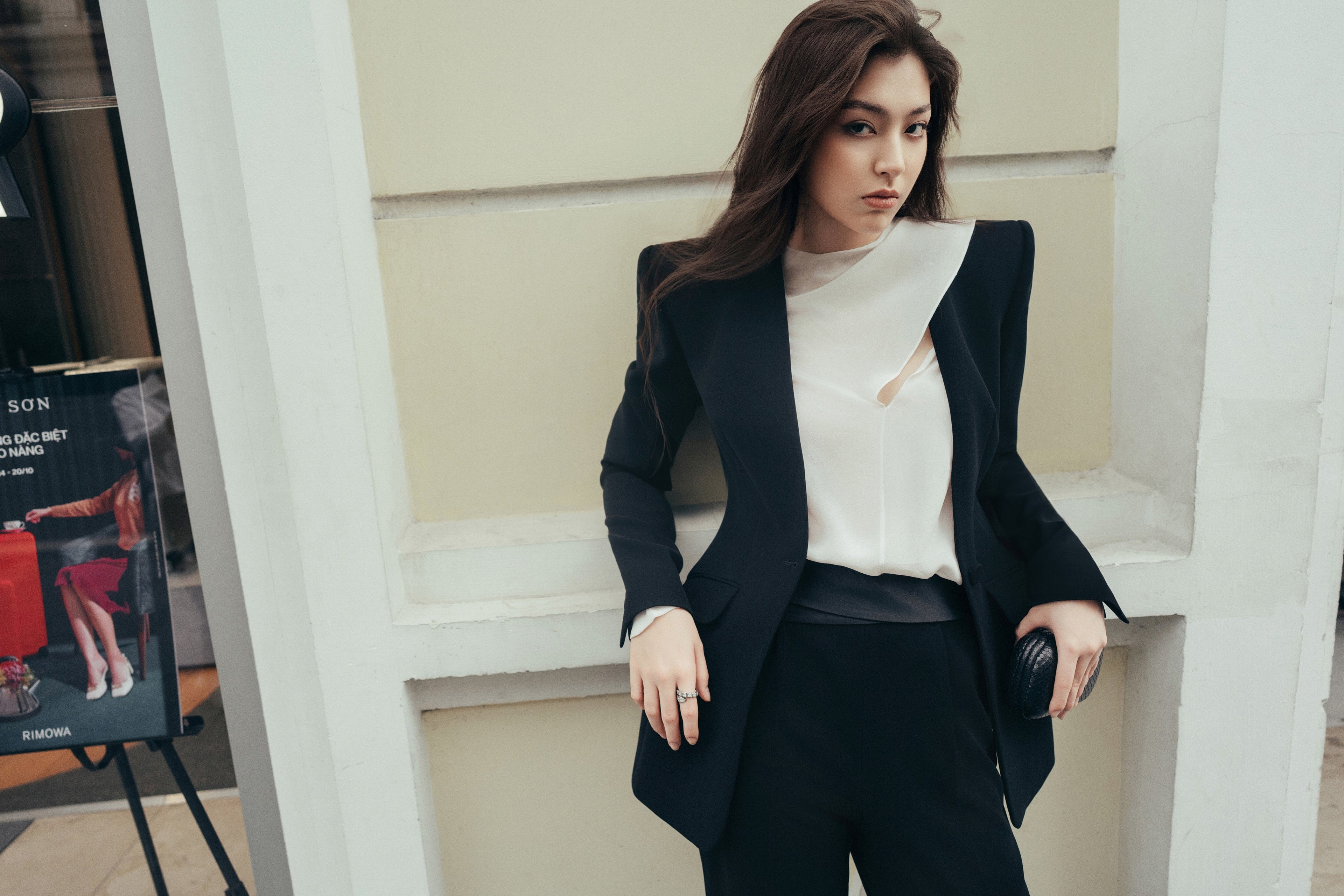 Collarless Contour Jacket