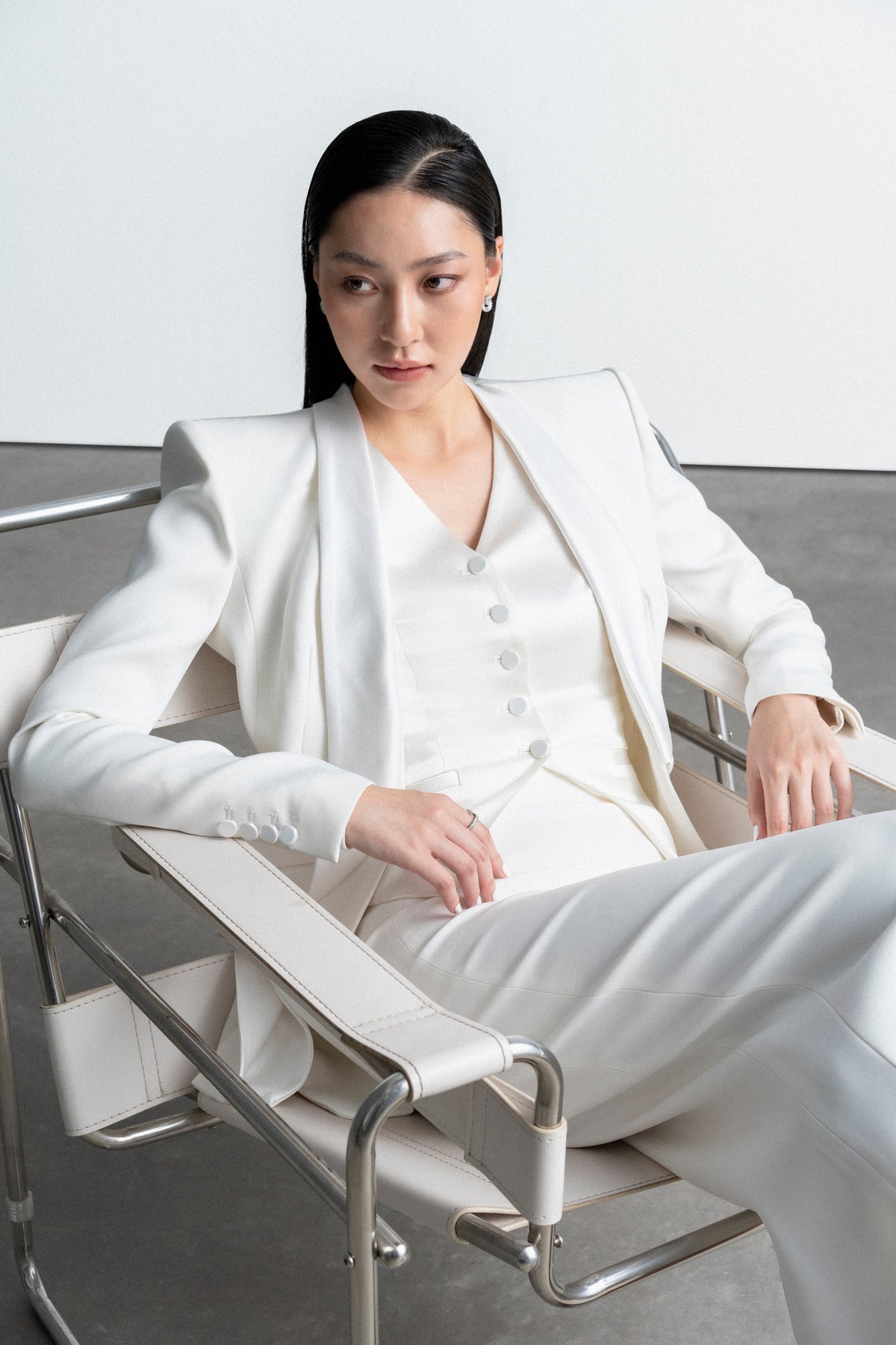 EleganceQuad Collarless Gilet