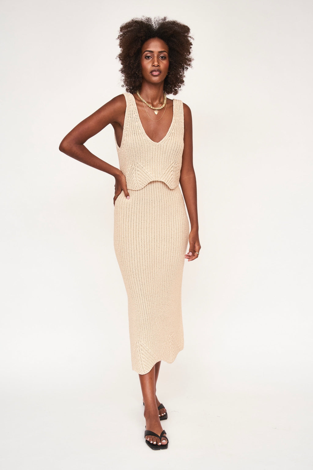 Slim Knit Skirt in Shell