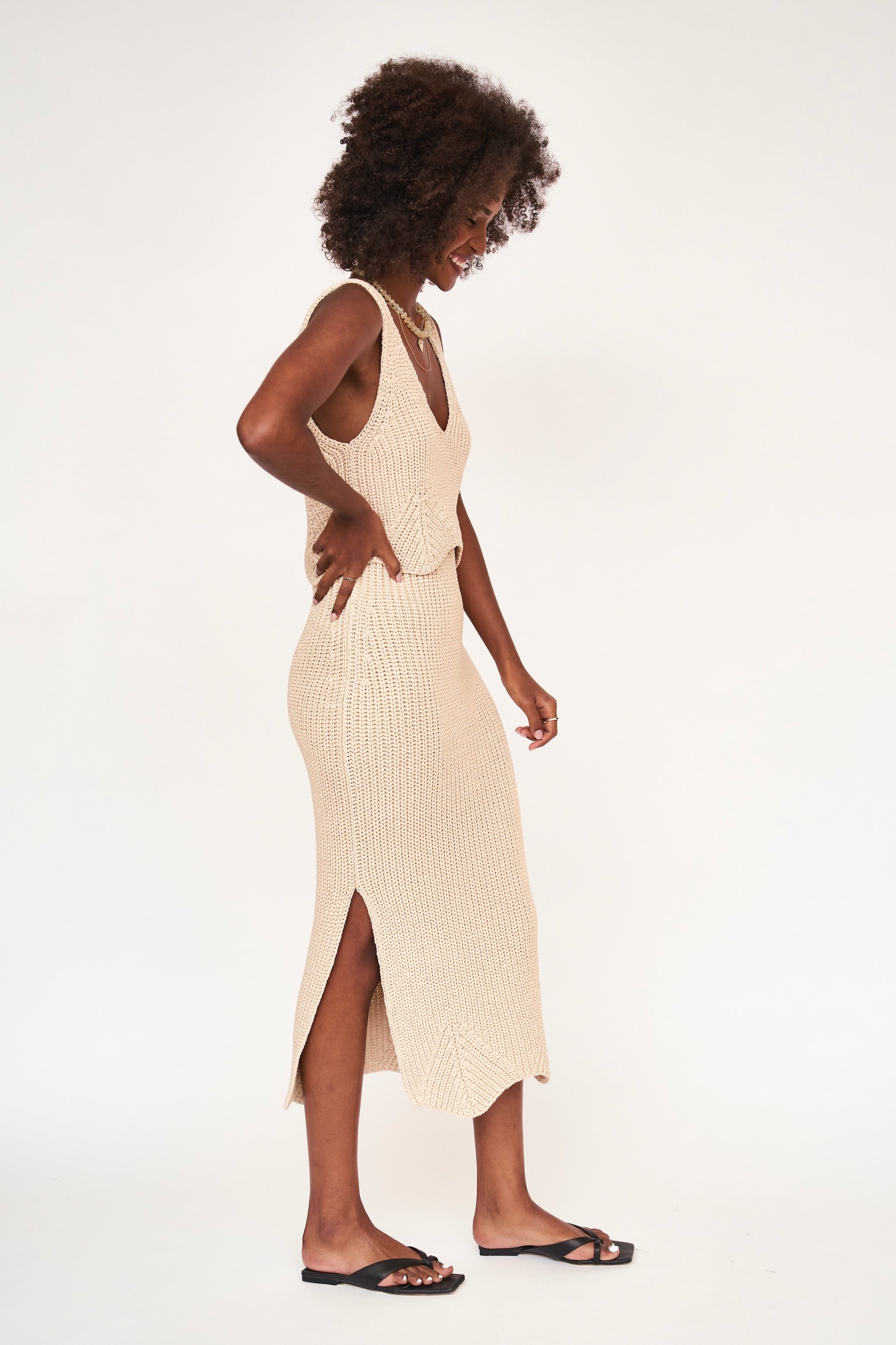 Slim Knit Skirt in Shell