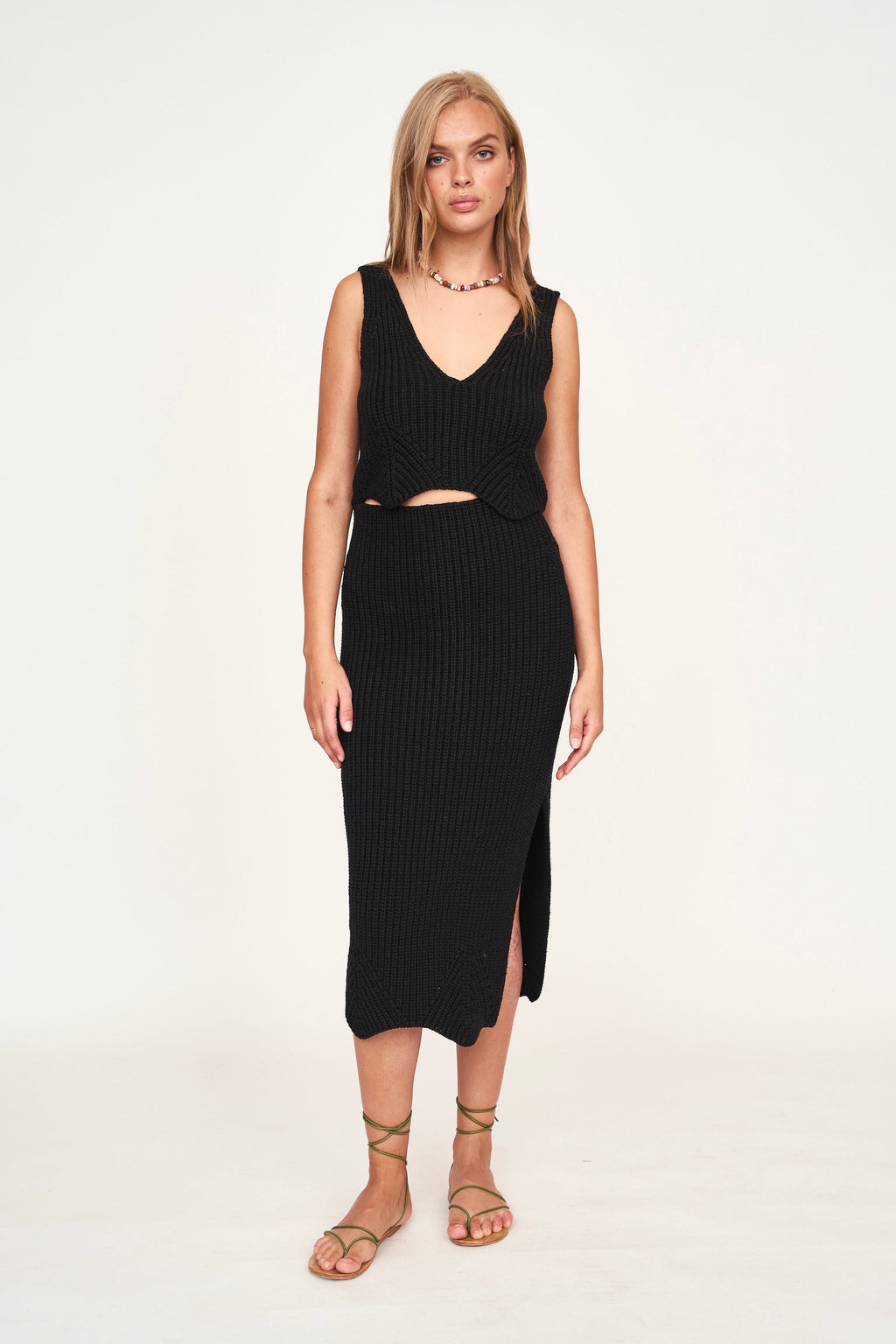 Cropped chunky knit tank