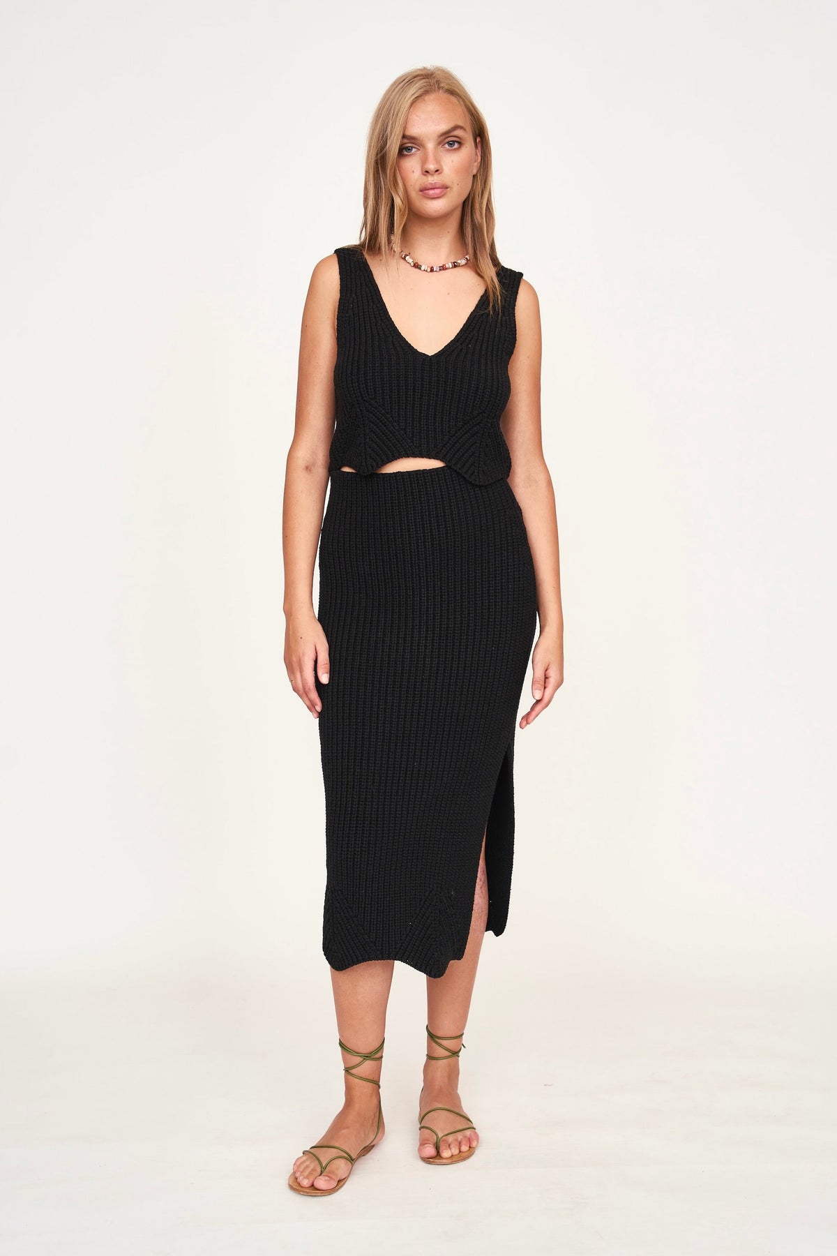 Cropped chunky knit tank