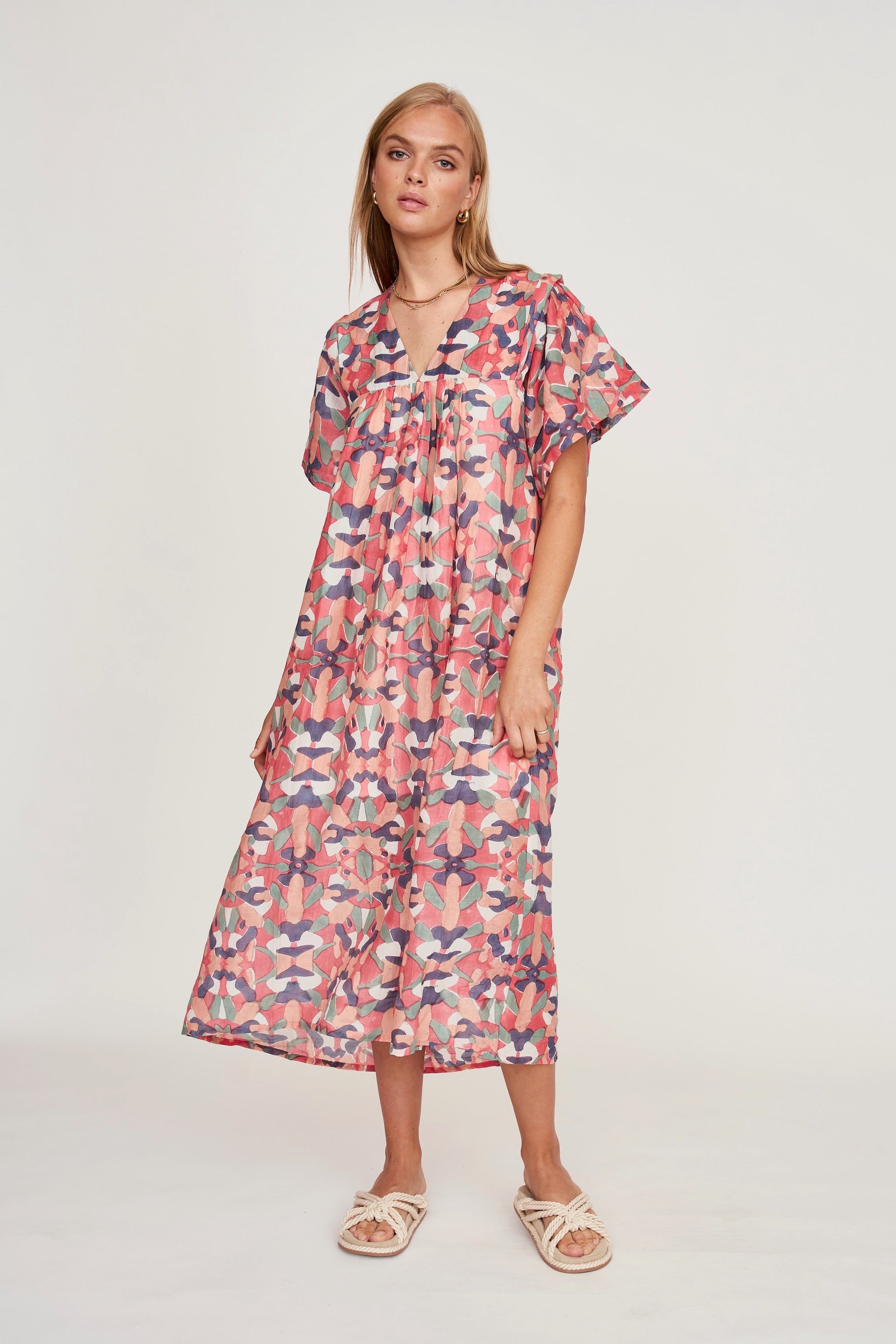 Ankle length caftan in V neckline