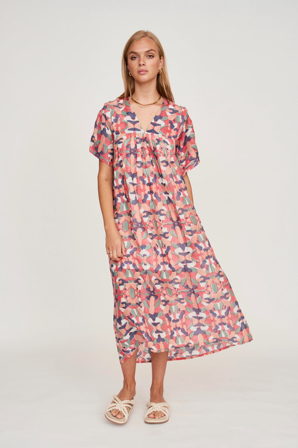 Ankle length caftan in V neckline