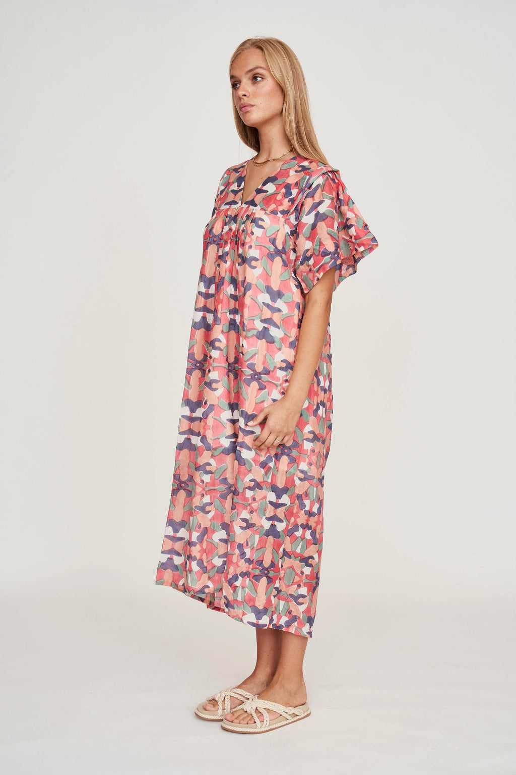 Ankle length caftan in V neckline