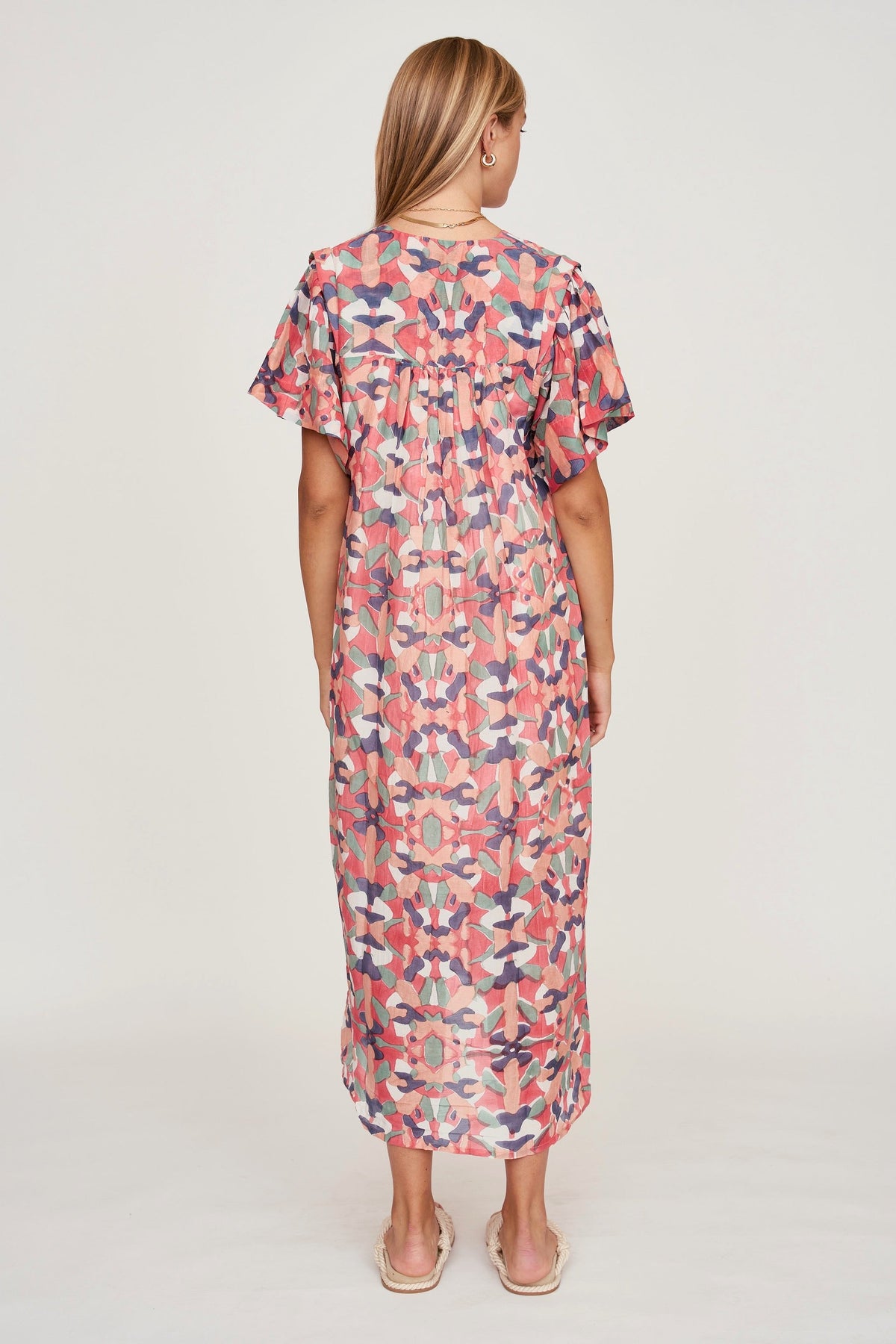 Ankle length caftan in V neckline