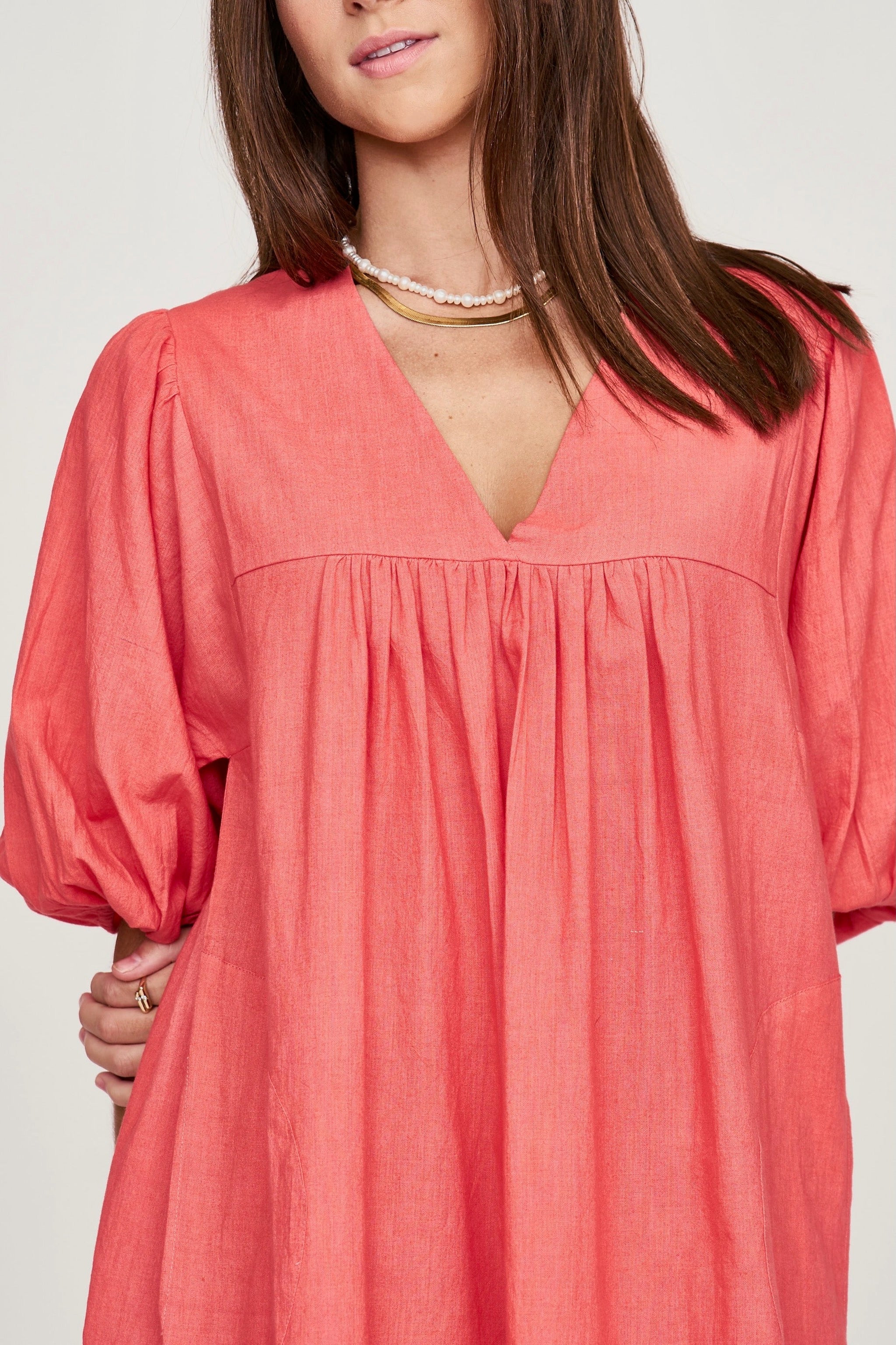 Dress in Coral V neckline