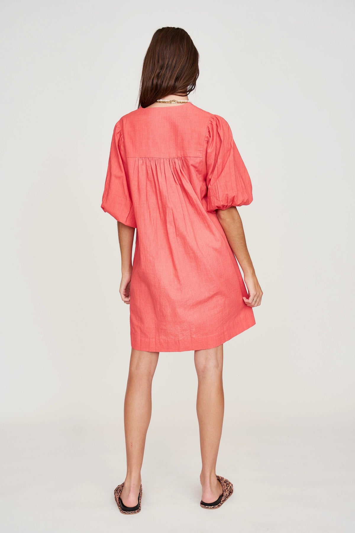 Dress in Coral V neckline
