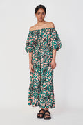 Dress in soft elastic scoop neckline