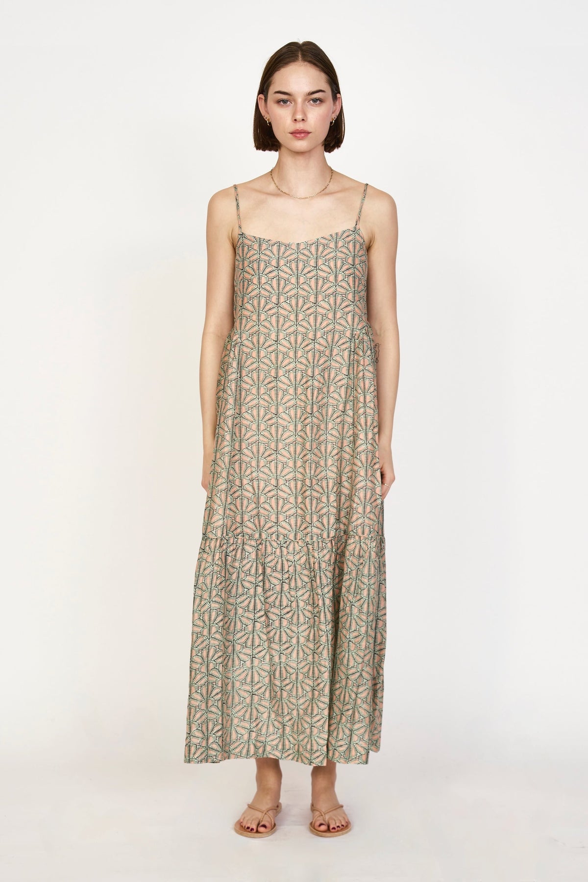 Dress in Trellis in Petal
