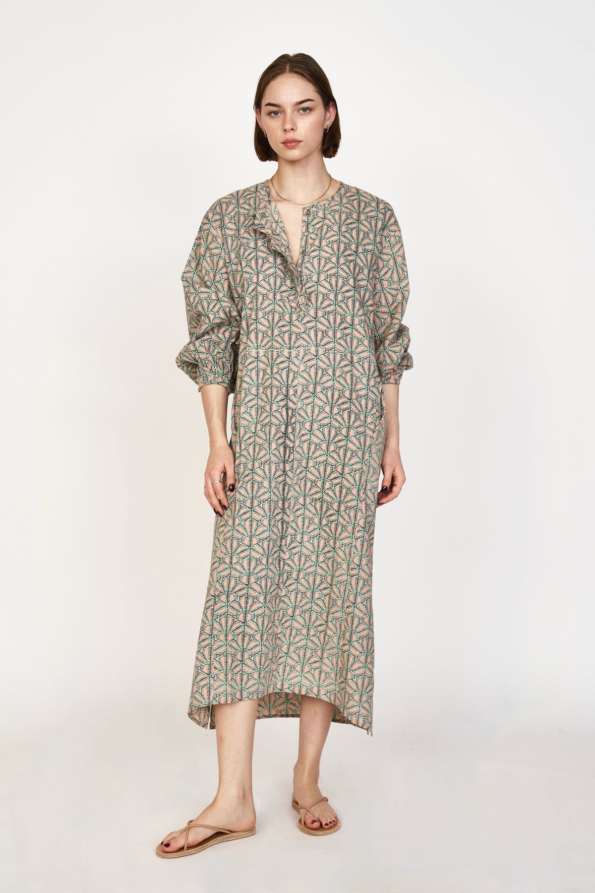 Caftan in Trellis in Petal