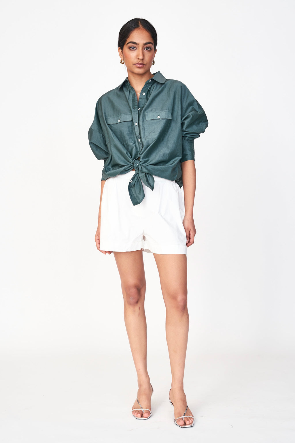 High waist with pleats Shorts in White