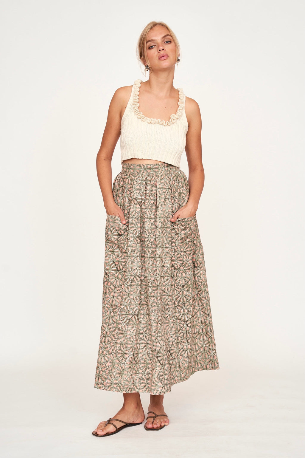 Skirt in Trellis in Petal