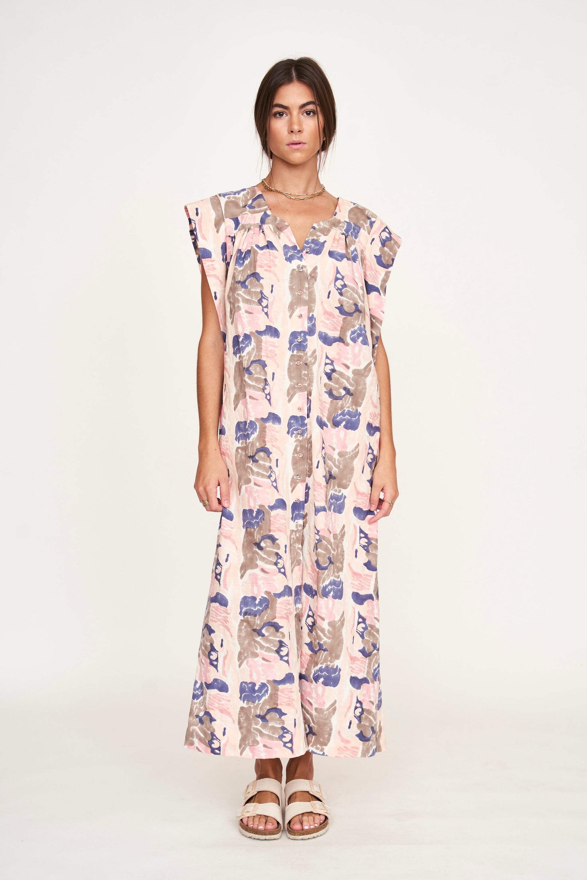 Caftan in Notched V neckline