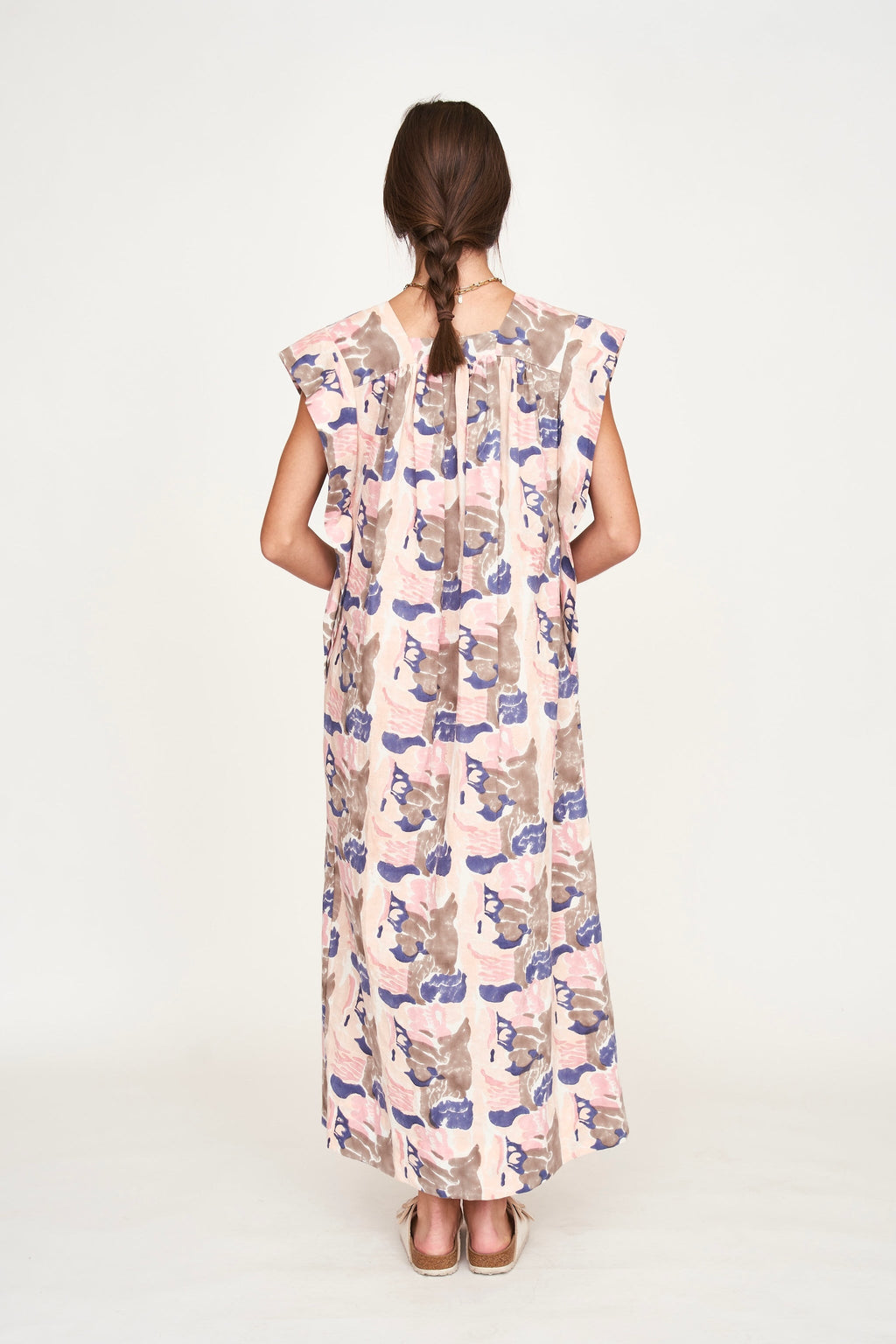 Caftan in Notched V neckline