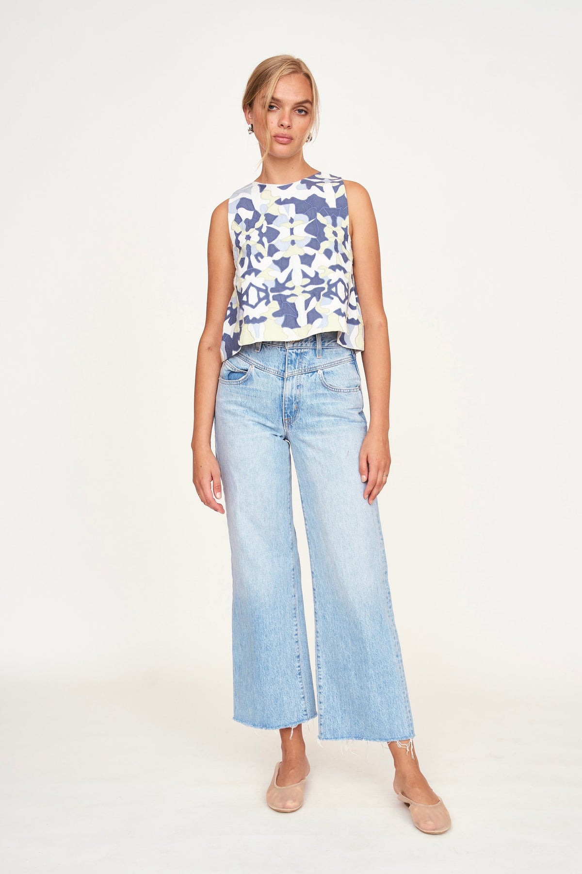 Cropped tank top with high neckline