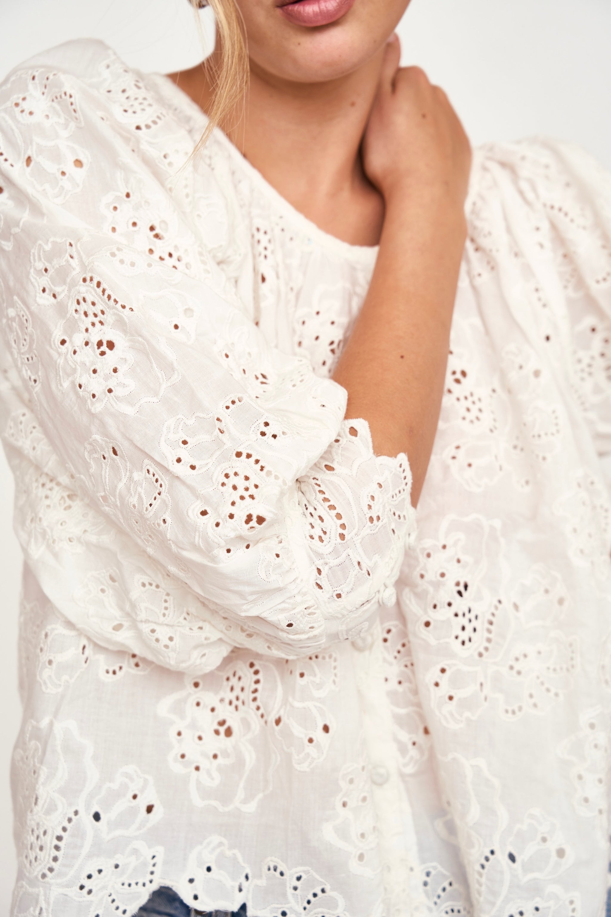 Top in White Eyelet