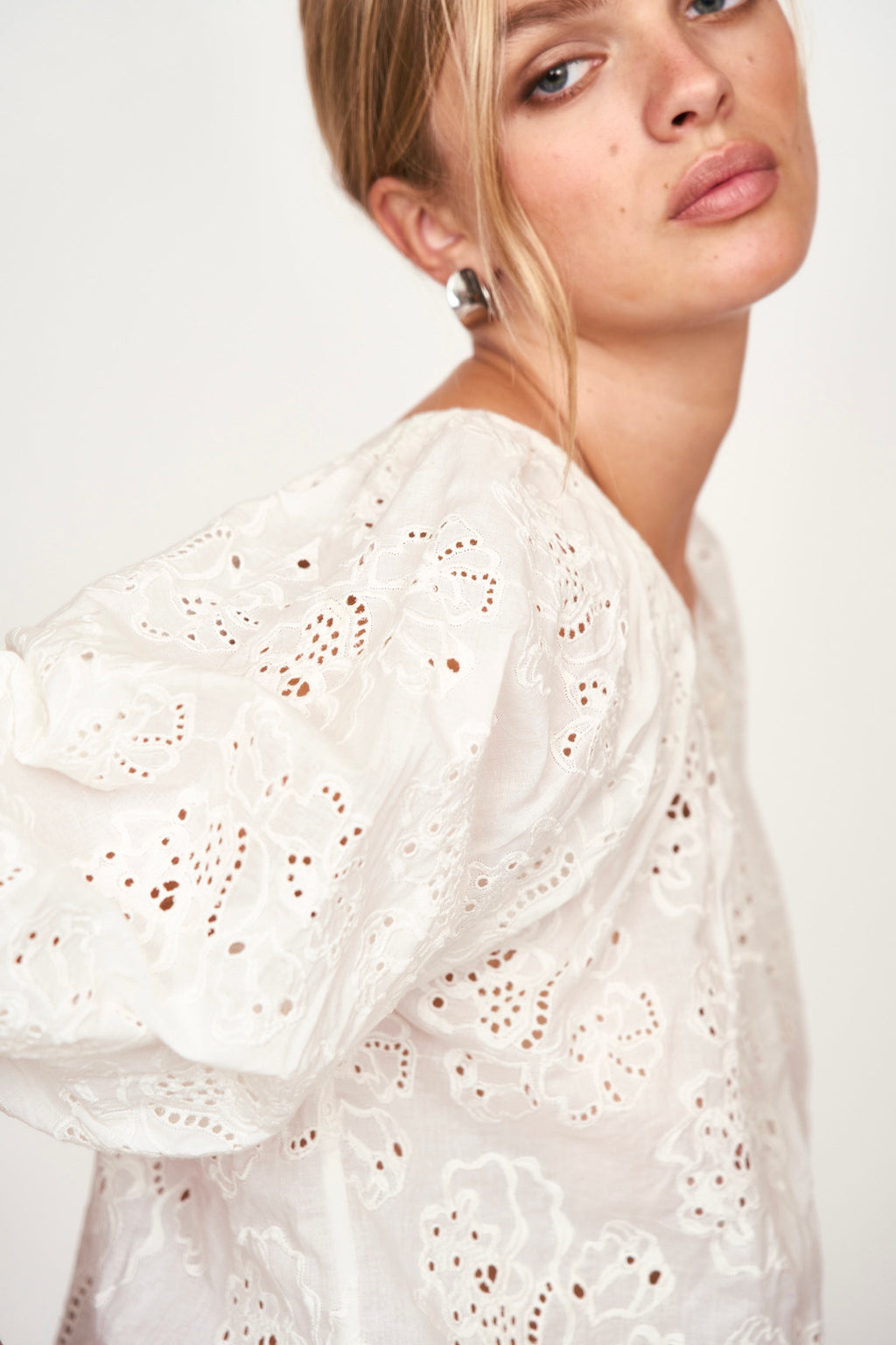 Top in White Eyelet