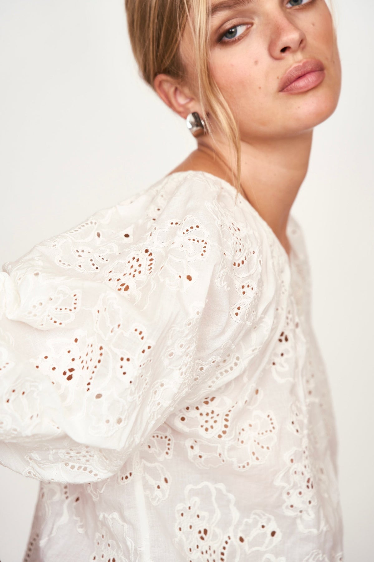 Top in White Eyelet