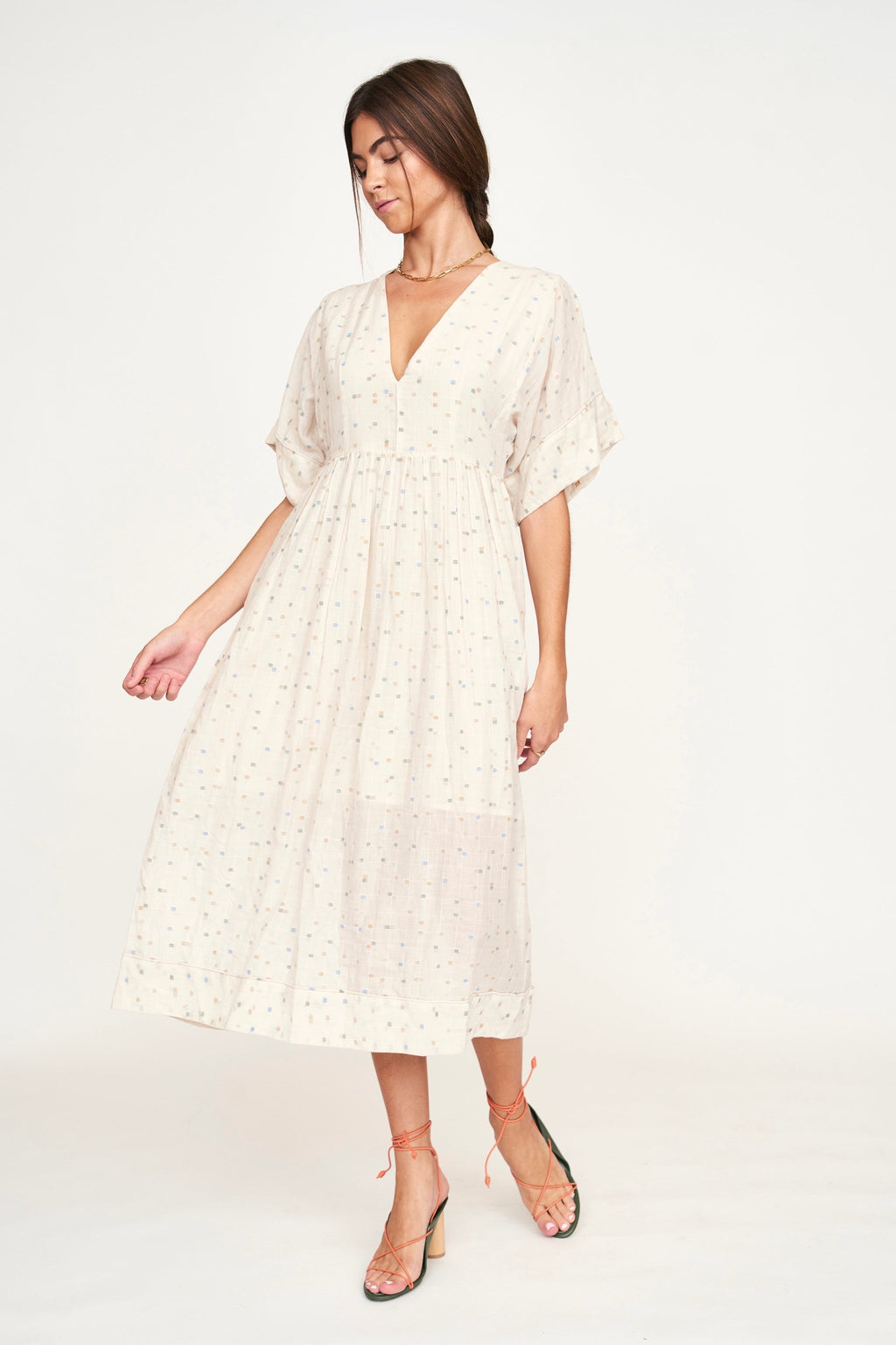 V neckline Dress in Confetti